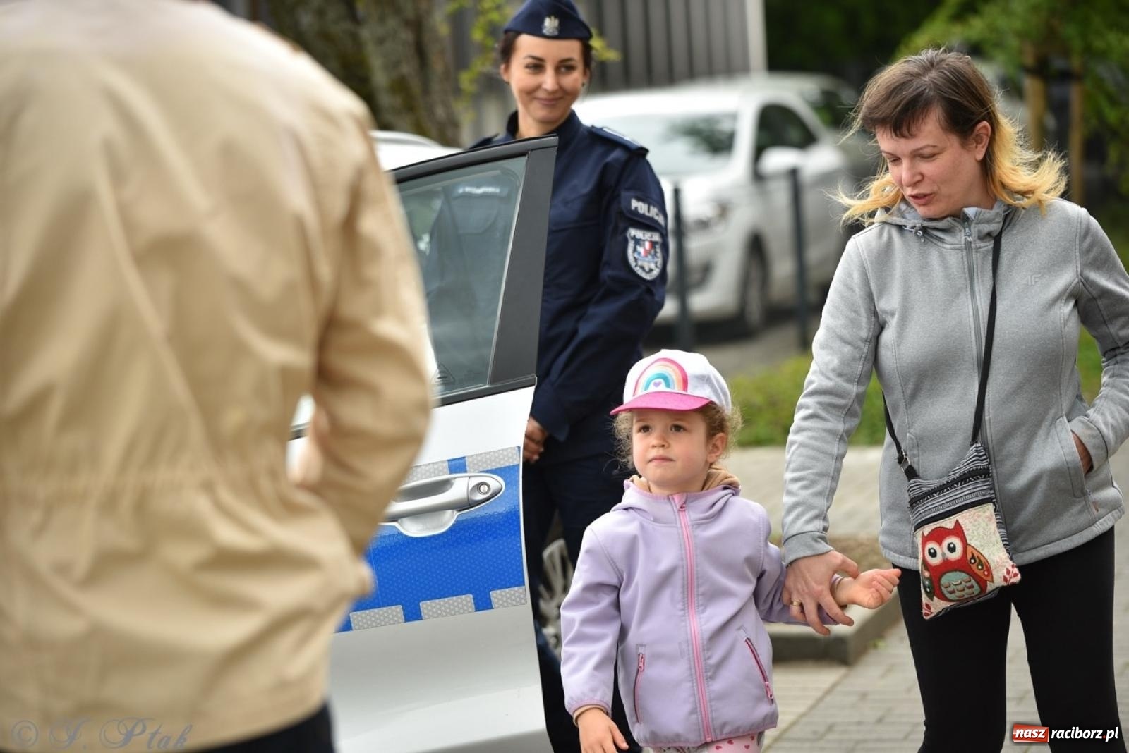 Zdjęcie w galerii na portalu naszraciborz.pl: Rodzinny festyn przed szkołą muzyczną. Było gwarno, kolorowo i radośnie [FOTO i WIDEO] wiadomości z regionu