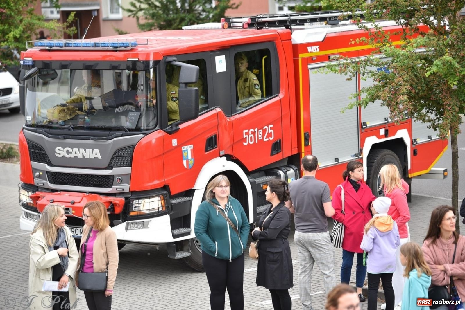 Zdjęcie w galerii na portalu naszraciborz.pl: Rodzinny festyn przed szkołą muzyczną. Było gwarno, kolorowo i radośnie [FOTO i WIDEO] wiadomości z regionu