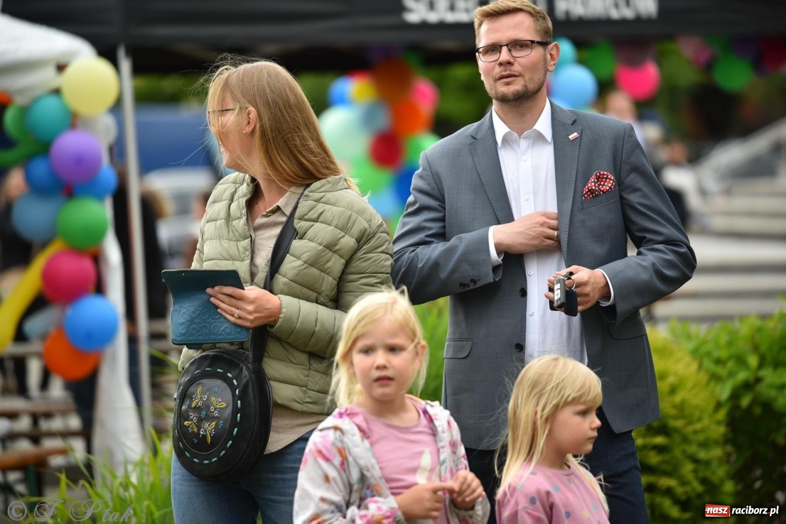 Zdjęcie w galerii na portalu naszraciborz.pl: Rodzinny festyn przed szkołą muzyczną. Było gwarno, kolorowo i radośnie [FOTO i WIDEO] wiadomości z regionu