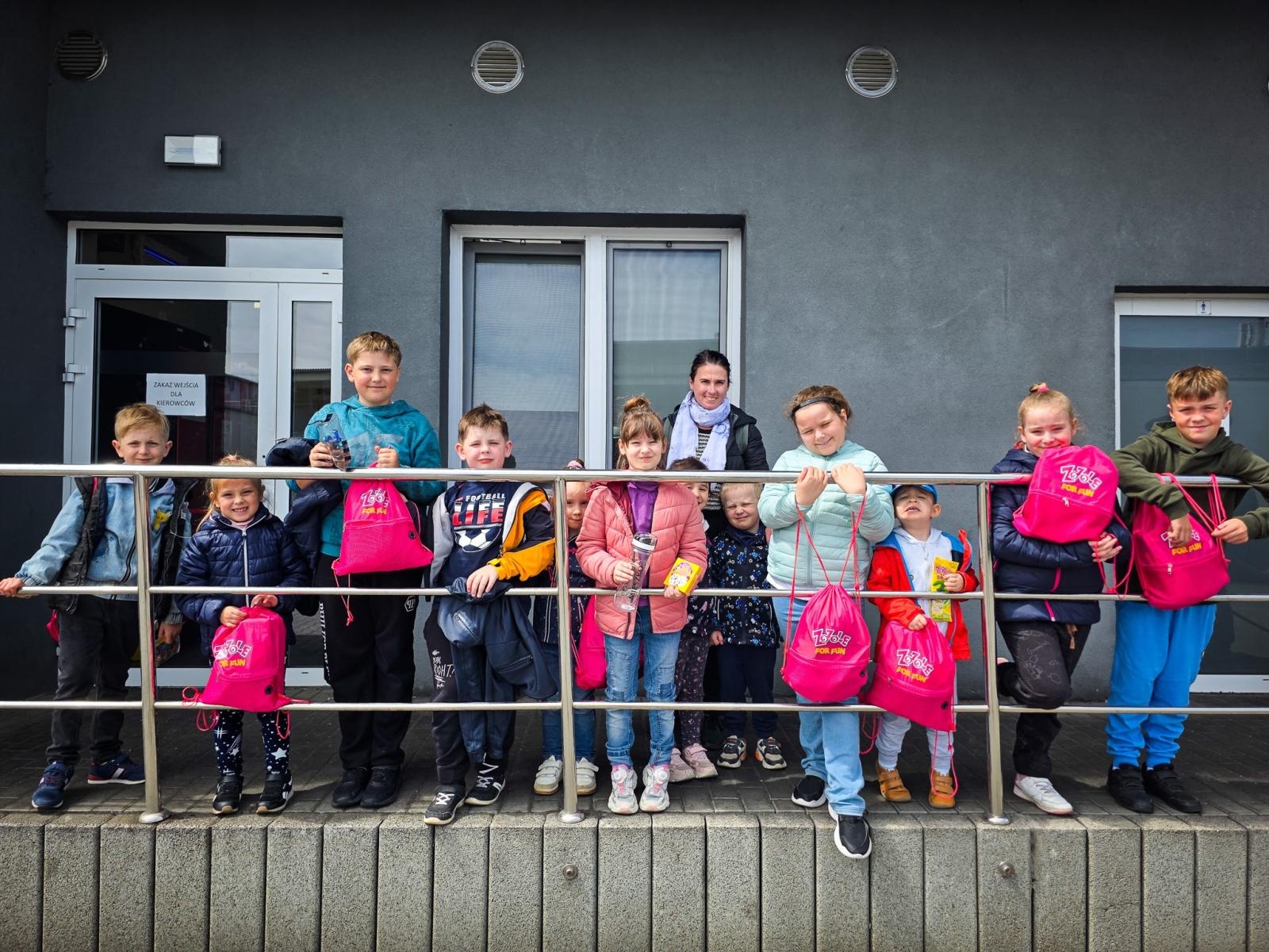 Zdjęcie w galerii na portalu naszraciborz.pl: Słodki Uśmiech Dzieci – Dzień Dziecka w Mieszko S.A. pełen magii i czekolady! wiadomości z regionu