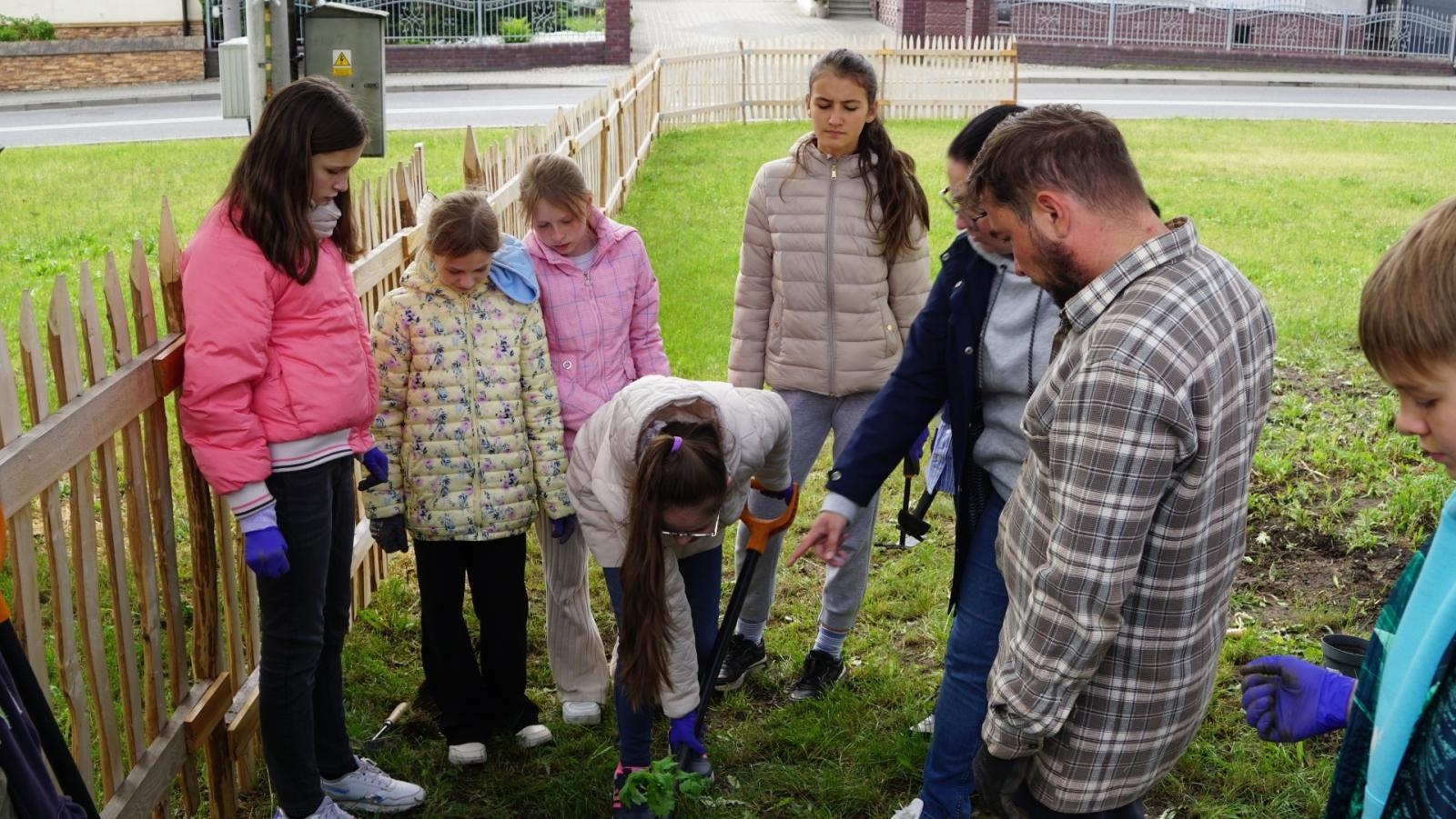Zdjęcie w galerii na portalu naszraciborz.pl: Przy spichlerzu w Sudole powstała zegrodka [FOTO] wiadomości z regionu