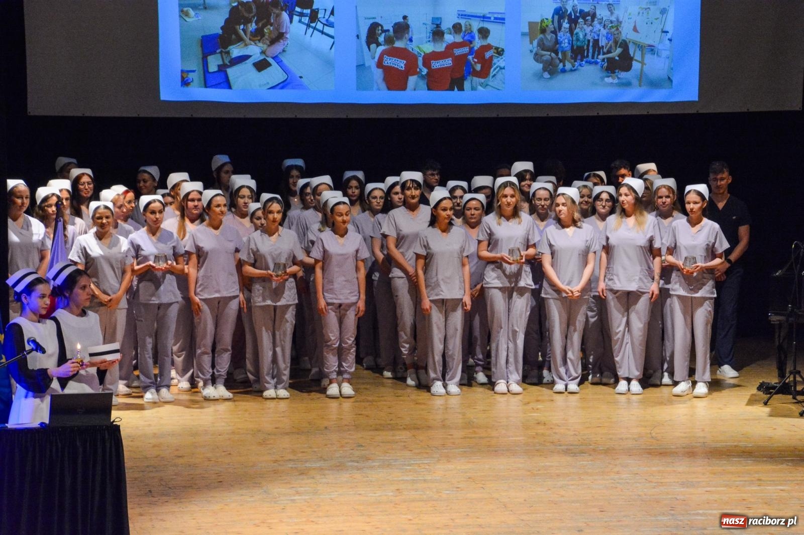 Zdjęcie w galerii na portalu naszraciborz.pl: Uroczystość czepkowania w raciborskiej Akademii Nauk Stosowanych [FOTO i WIDEO] wiadomości z regionu