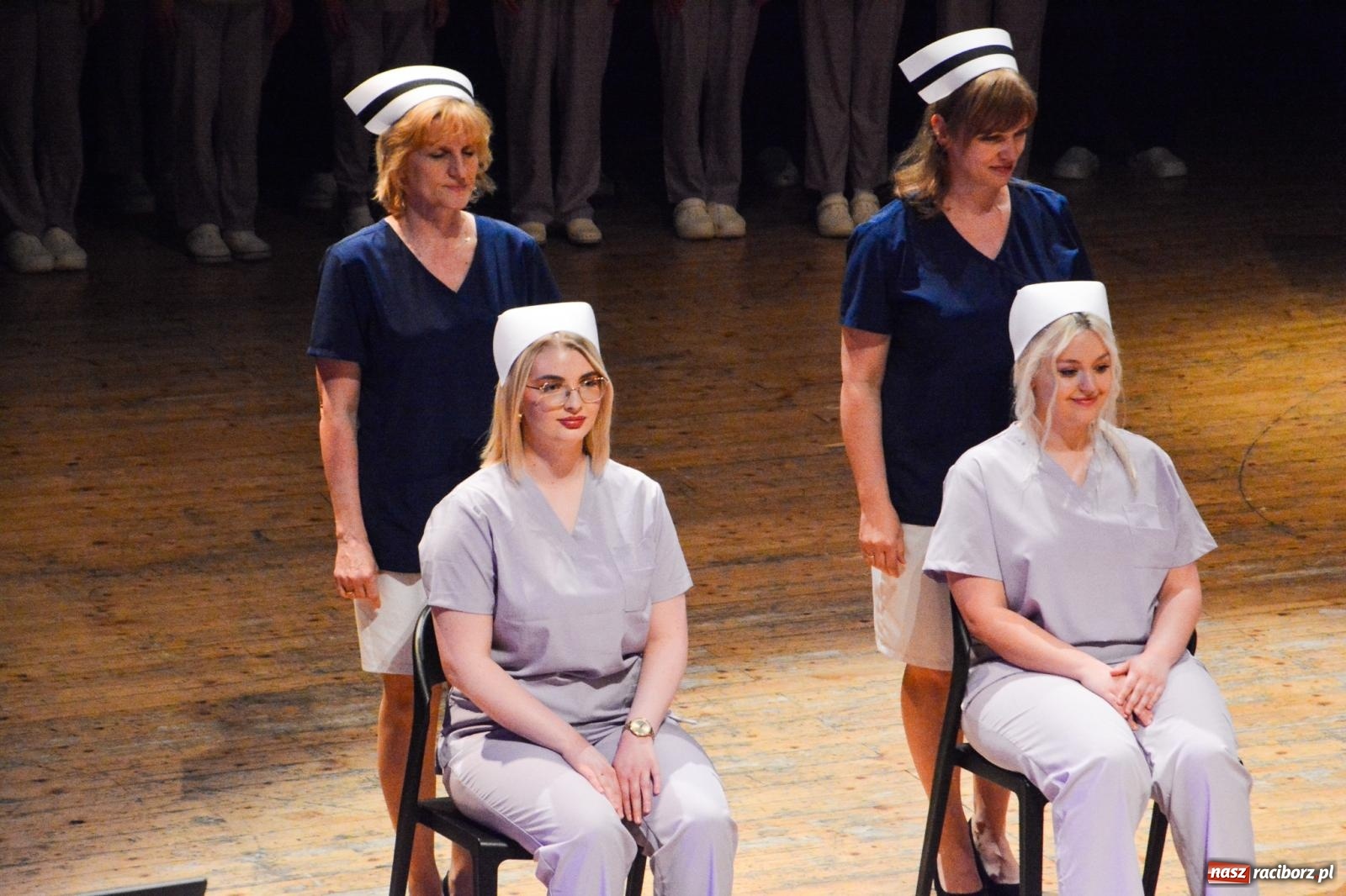 Zdjęcie w galerii na portalu naszraciborz.pl: Uroczystość czepkowania w raciborskiej Akademii Nauk Stosowanych [FOTO i WIDEO] wiadomości z regionu