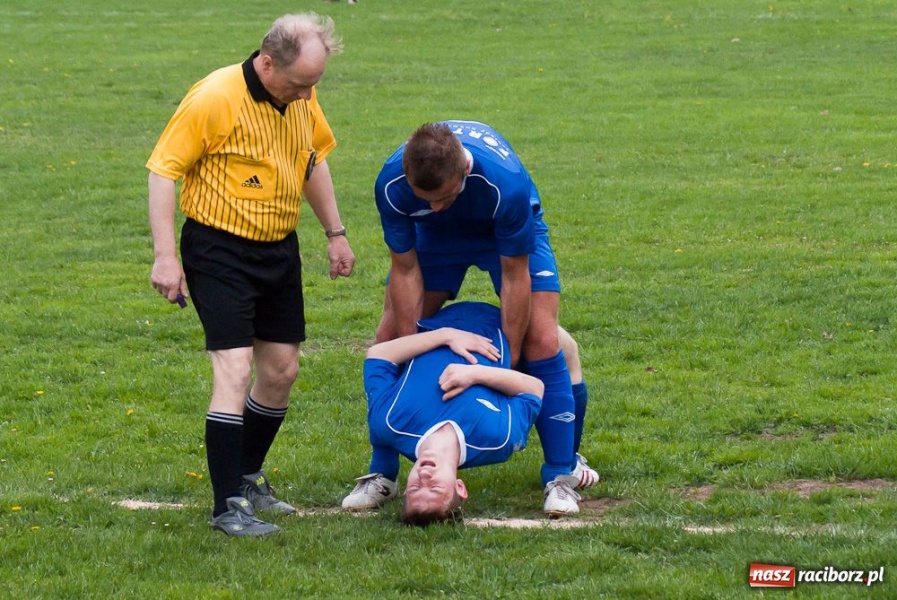 Zdjęcie w galerii na portalu naszraciborz.pl: Kopanina w Górkach. Buków pokonany wiadomości z regionu