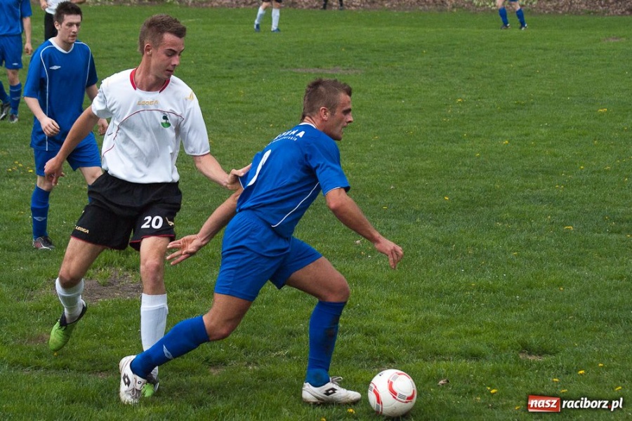 Zdjęcie w galerii na portalu naszraciborz.pl: Kopanina w Górkach. Buków pokonany wiadomości z regionu
