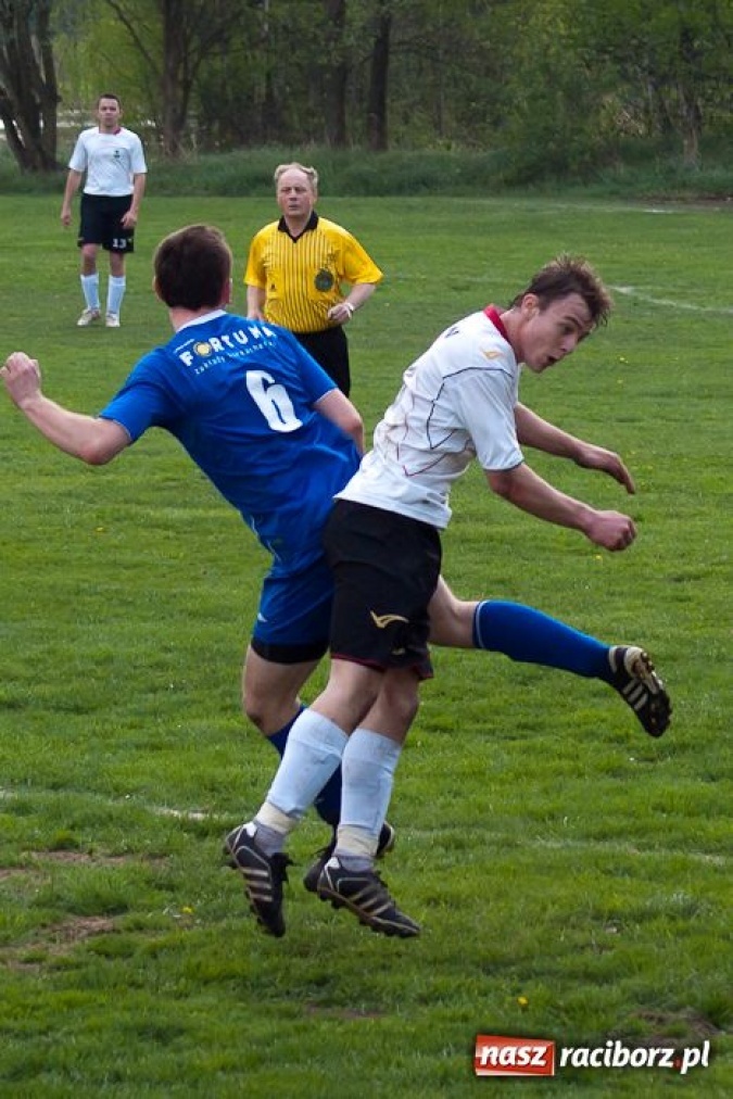 Zdjęcie w galerii na portalu naszraciborz.pl: Kopanina w Górkach. Buków pokonany wiadomości z regionu