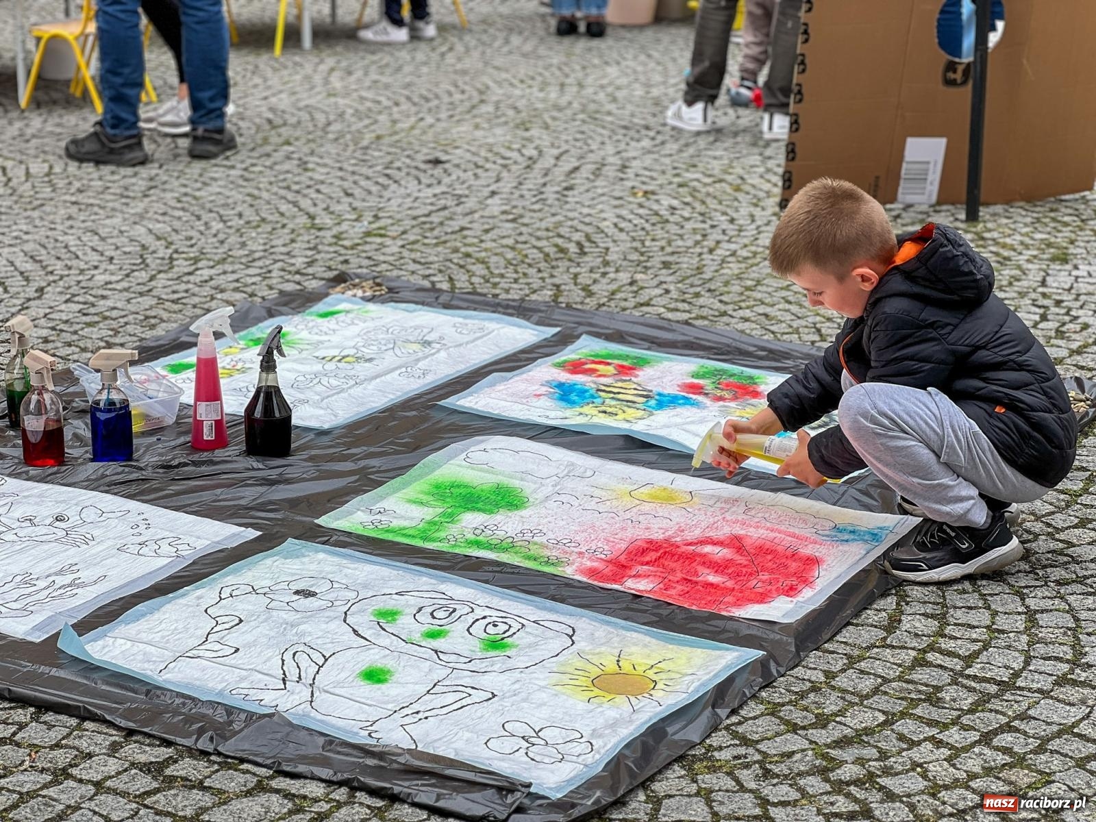 Zdjęcie w galerii na portalu naszraciborz.pl: Dzień Dziecka na Długiej: kolorowy festyn dla najmłodszych wiadomości z regionu
