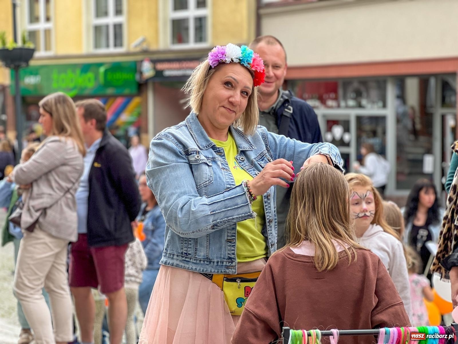 Zdjęcie w galerii na portalu naszraciborz.pl: Dzień Dziecka na Długiej: kolorowy festyn dla najmłodszych wiadomości z regionu