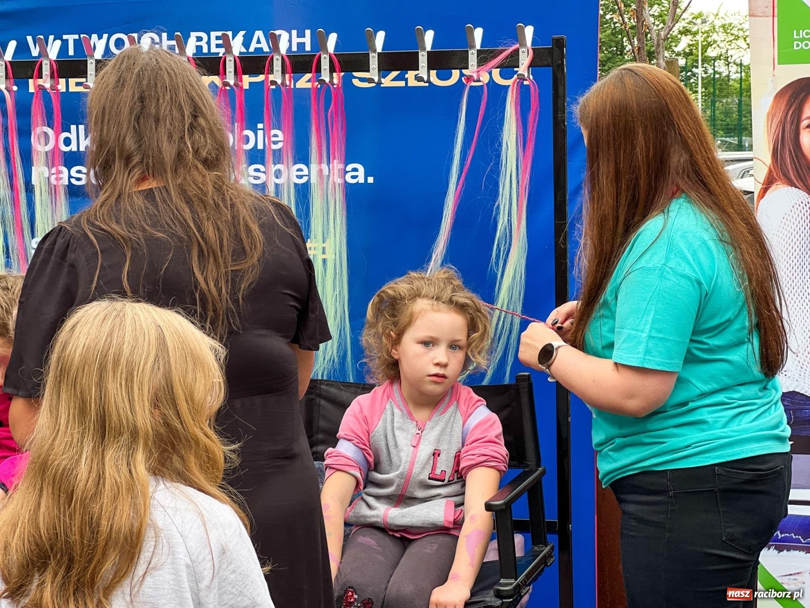 Zdjęcie w galerii na portalu naszraciborz.pl: Dzień Dziecka na Długiej: kolorowy festyn dla najmłodszych wiadomości z regionu