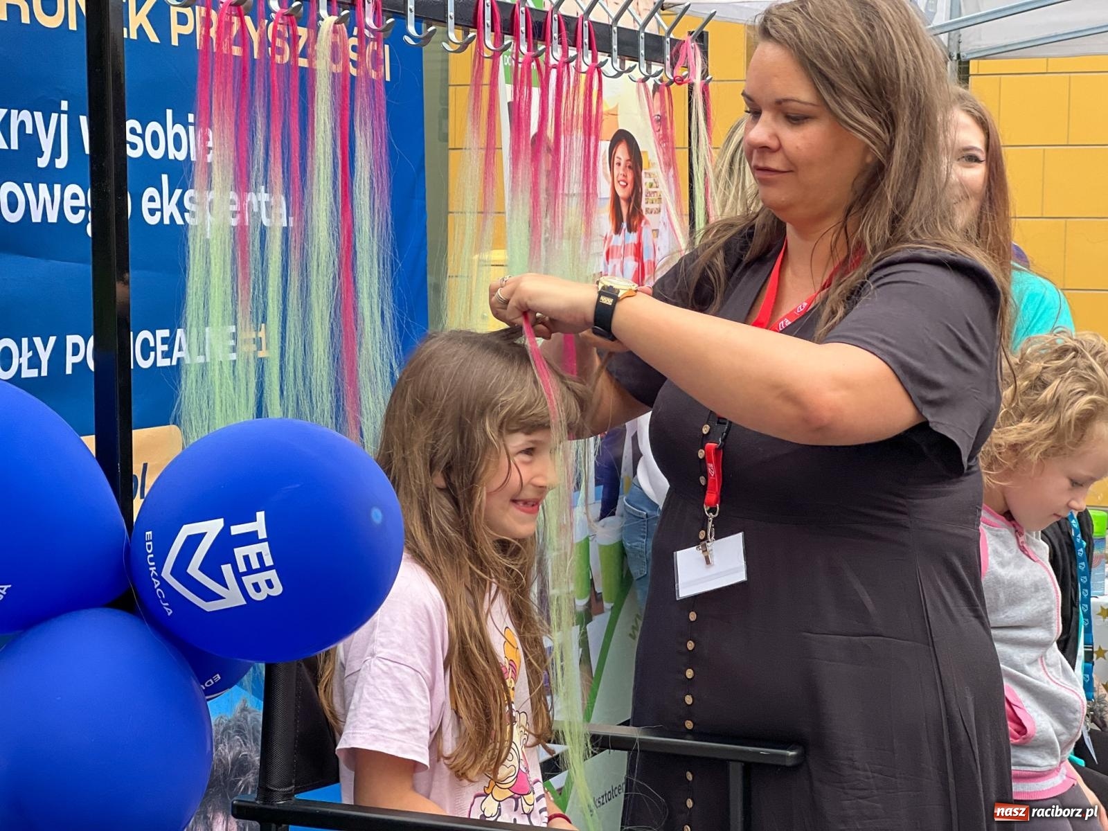 Zdjęcie w galerii na portalu naszraciborz.pl: Dzień Dziecka na Długiej: kolorowy festyn dla najmłodszych wiadomości z regionu
