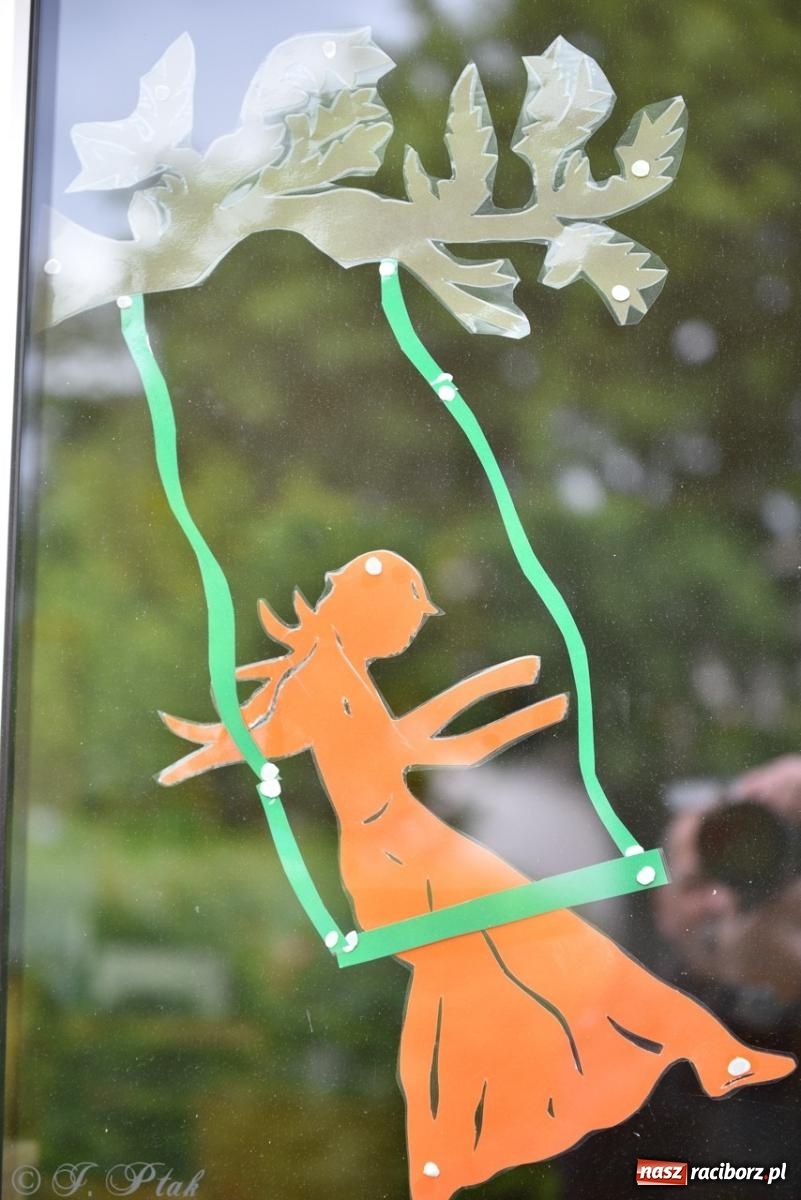 Zdjęcie w galerii na portalu naszraciborz.pl: Rodzinna przygoda w Przedszkolu nr 20 – festyn pełen radości i atrakcji [FOTO i WIDEO] wiadomości z regionu