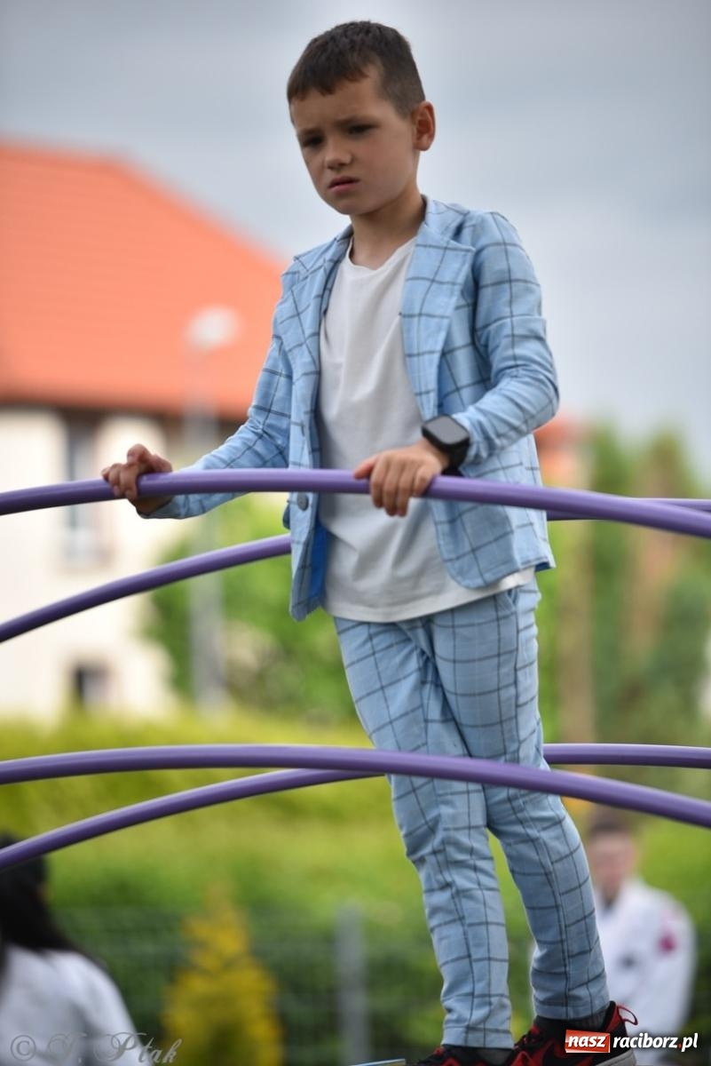 Zdjęcie w galerii na portalu naszraciborz.pl: Rodzinna przygoda w Przedszkolu nr 20 – festyn pełen radości i atrakcji [FOTO i WIDEO] wiadomości z regionu