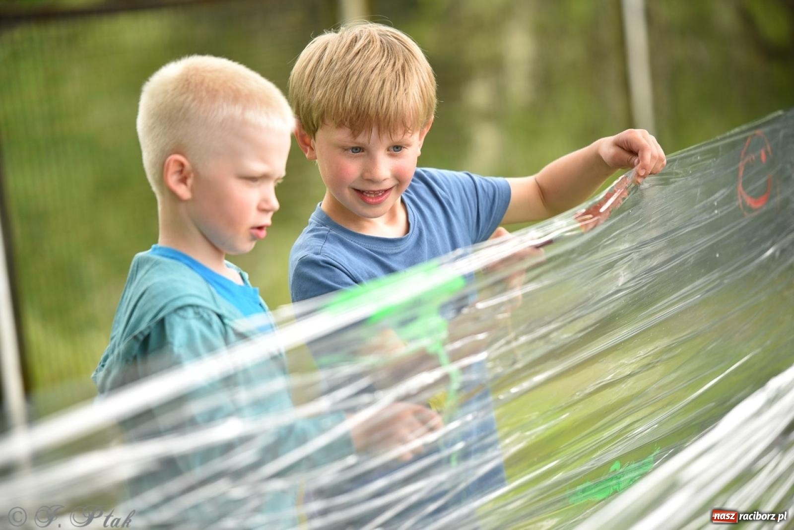 Zdjęcie w galerii na portalu naszraciborz.pl: Rodzinna przygoda w Przedszkolu nr 20 – festyn pełen radości i atrakcji [FOTO i WIDEO] wiadomości z regionu