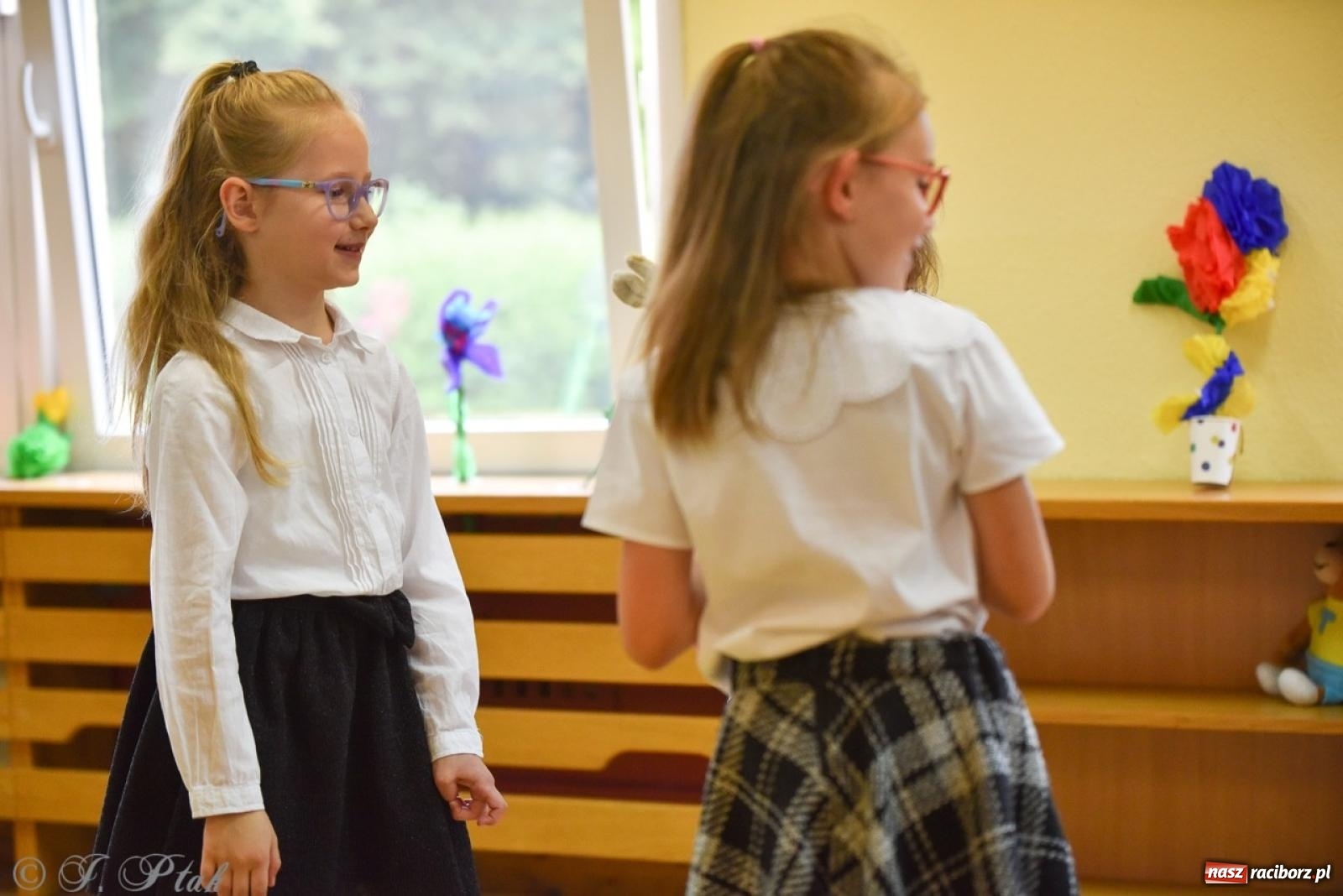 Zdjęcie w galerii na portalu naszraciborz.pl: Rodzinna przygoda w Przedszkolu nr 20 – festyn pełen radości i atrakcji [FOTO i WIDEO] wiadomości z regionu