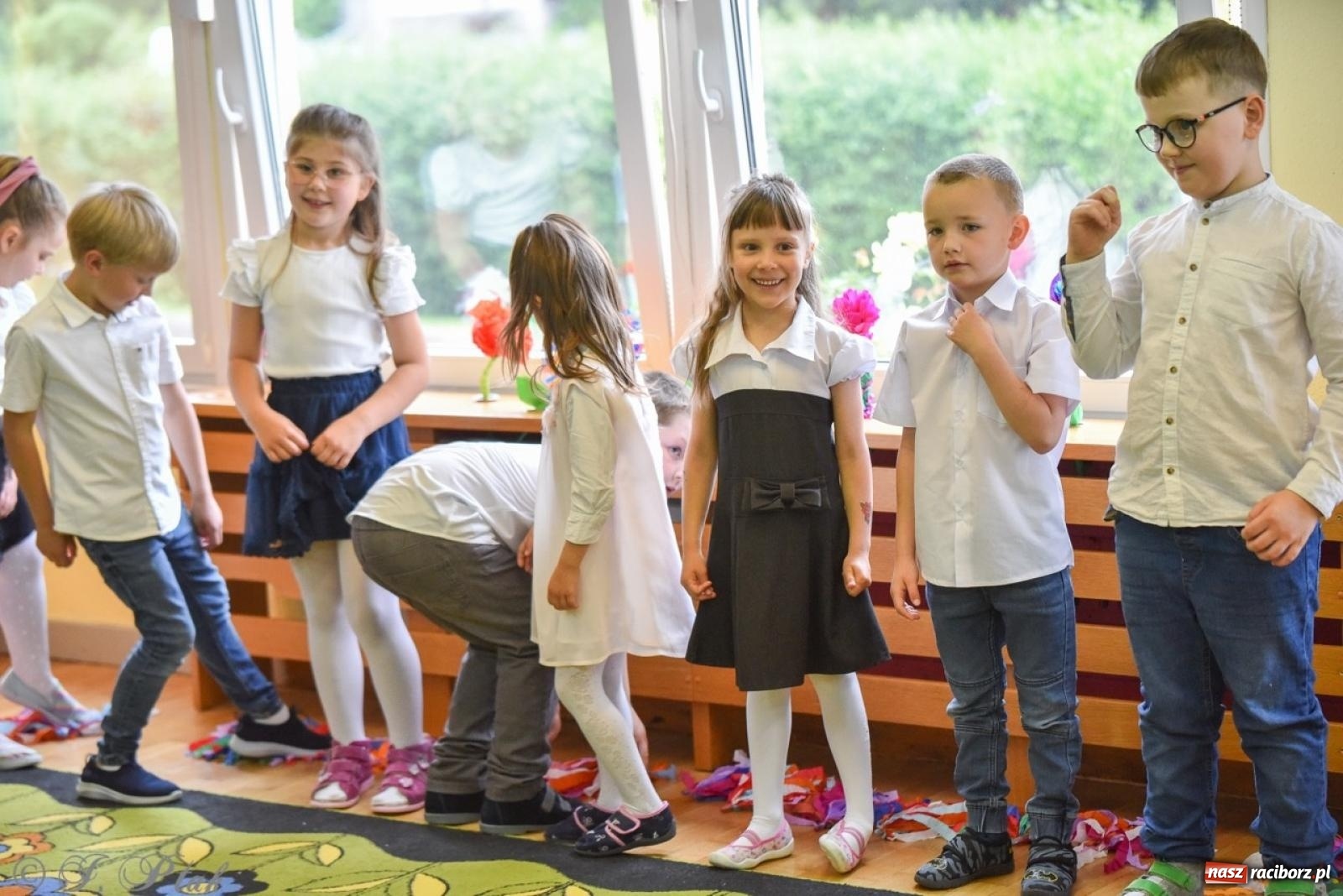 Zdjęcie w galerii na portalu naszraciborz.pl: Rodzinna przygoda w Przedszkolu nr 20 – festyn pełen radości i atrakcji [FOTO i WIDEO] wiadomości z regionu