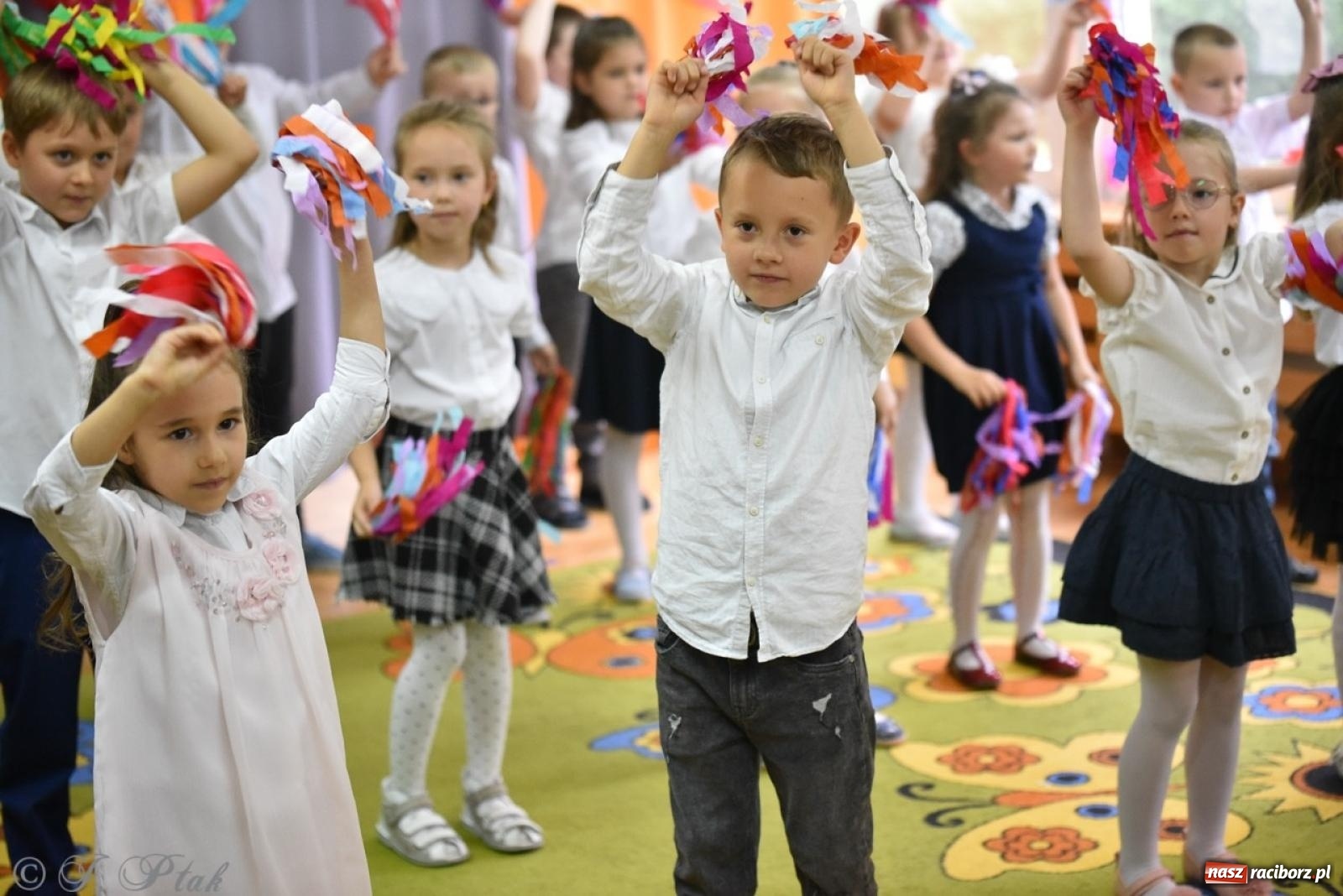 Zdjęcie w galerii na portalu naszraciborz.pl: Rodzinna przygoda w Przedszkolu nr 20 – festyn pełen radości i atrakcji [FOTO i WIDEO] wiadomości z regionu