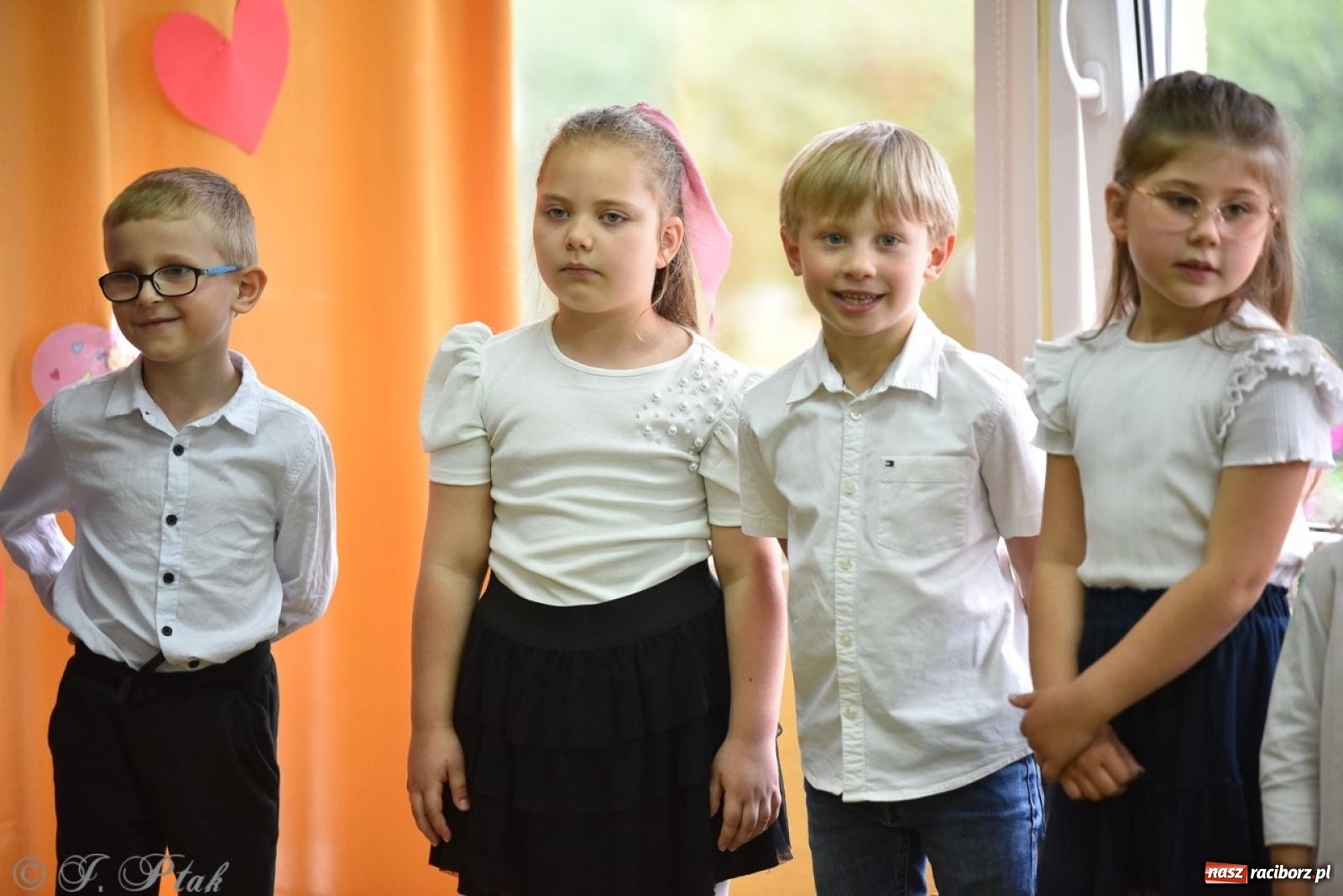 Zdjęcie w galerii na portalu naszraciborz.pl: Rodzinna przygoda w Przedszkolu nr 20 – festyn pełen radości i atrakcji [FOTO i WIDEO] wiadomości z regionu