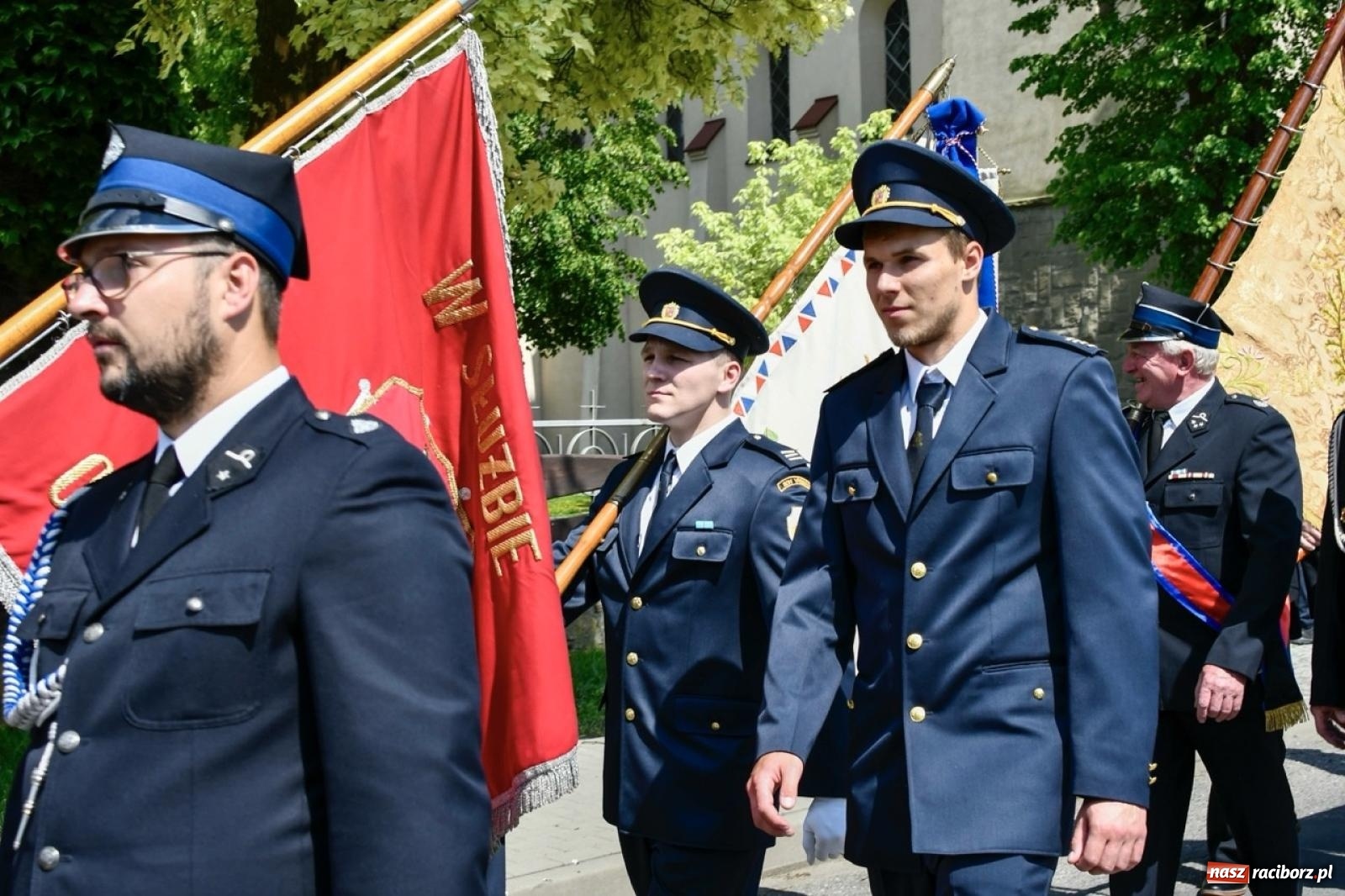 Zdjęcie w galerii na portalu naszraciborz.pl: 100 lat OSP Pogrzebień i nowy sztandar. Uroczystości z odznaczeniami i czeskim akcentem [FOTO i WIDEO] wiadomości z regionu