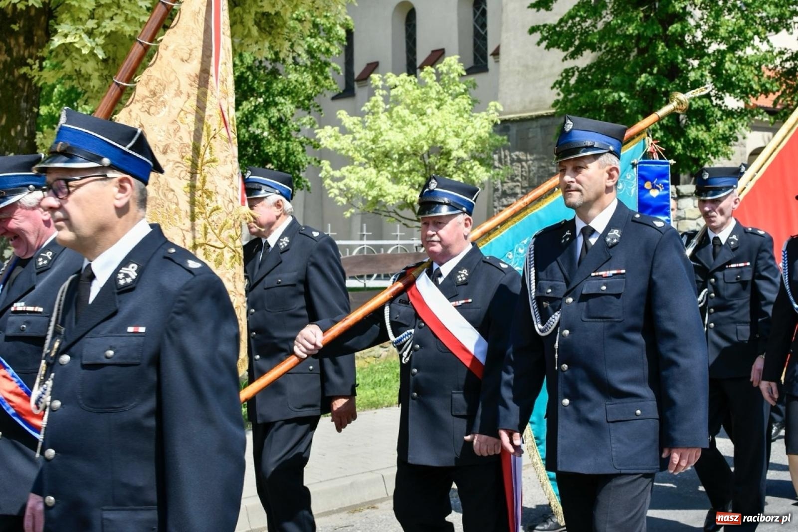 Zdjęcie w galerii na portalu naszraciborz.pl: 100 lat OSP Pogrzebień i nowy sztandar. Uroczystości z odznaczeniami i czeskim akcentem [FOTO i WIDEO] wiadomości z regionu