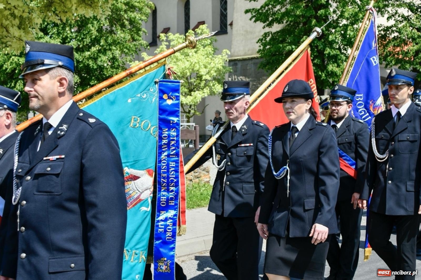 Zdjęcie w galerii na portalu naszraciborz.pl: 100 lat OSP Pogrzebień i nowy sztandar. Uroczystości z odznaczeniami i czeskim akcentem [FOTO i WIDEO] wiadomości z regionu