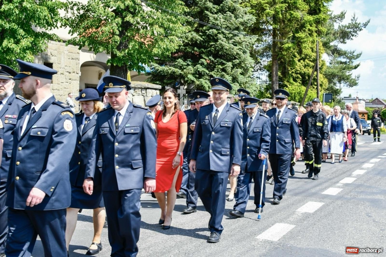 Zdjęcie w galerii na portalu naszraciborz.pl: 100 lat OSP Pogrzebień i nowy sztandar. Uroczystości z odznaczeniami i czeskim akcentem [FOTO i WIDEO] wiadomości z regionu