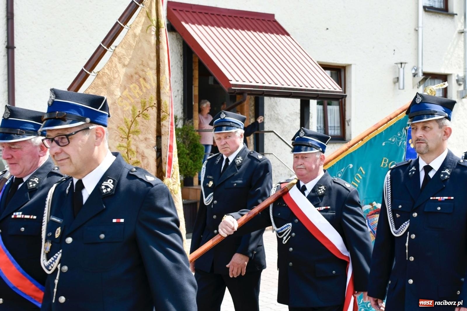 Zdjęcie w galerii na portalu naszraciborz.pl: 100 lat OSP Pogrzebień i nowy sztandar. Uroczystości z odznaczeniami i czeskim akcentem [FOTO i WIDEO] wiadomości z regionu