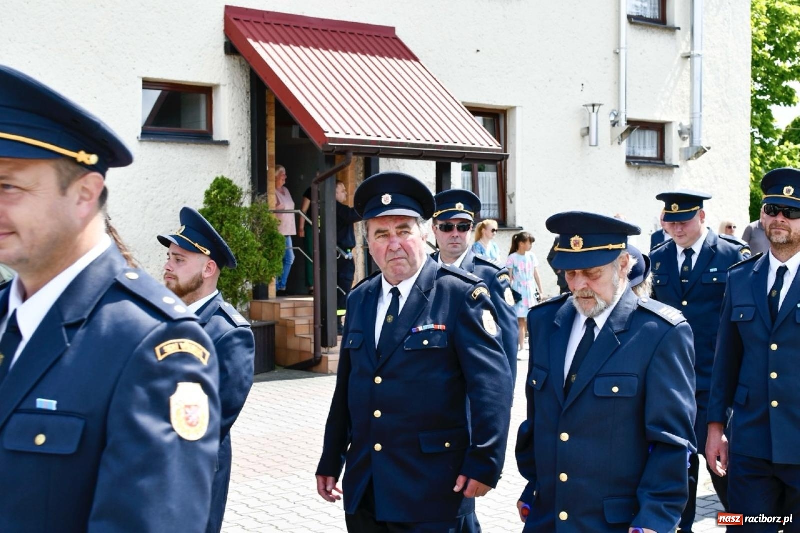 Zdjęcie w galerii na portalu naszraciborz.pl: 100 lat OSP Pogrzebień i nowy sztandar. Uroczystości z odznaczeniami i czeskim akcentem [FOTO i WIDEO] wiadomości z regionu