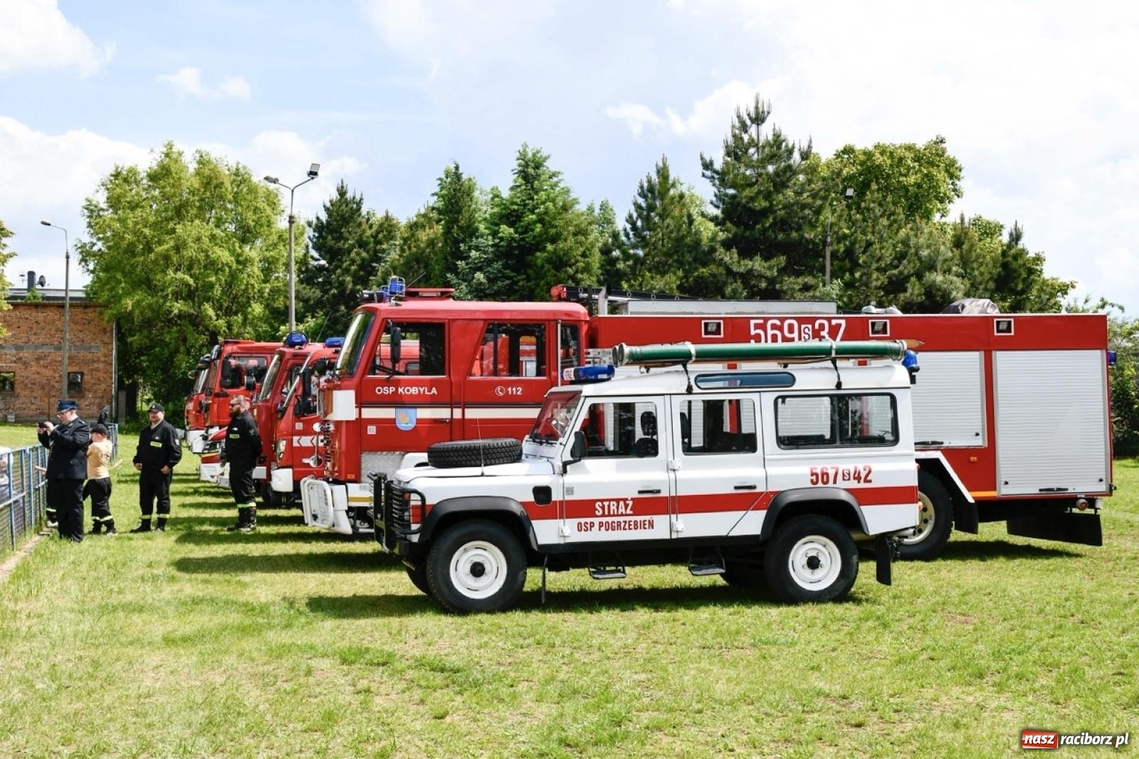 Zdjęcie w galerii na portalu naszraciborz.pl: 100 lat OSP Pogrzebień i nowy sztandar. Uroczystości z odznaczeniami i czeskim akcentem [FOTO i WIDEO] wiadomości z regionu