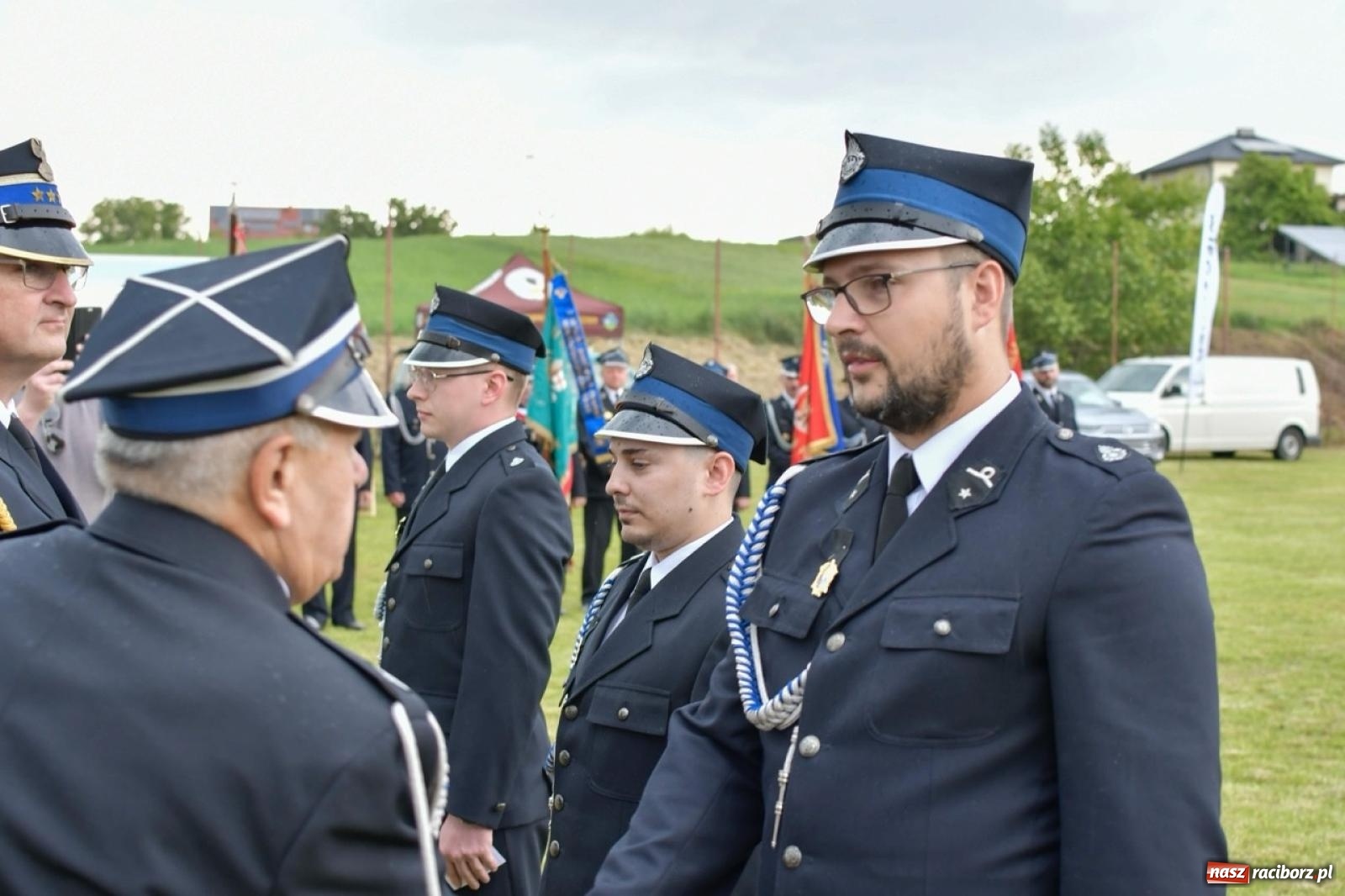 Zdjęcie w galerii na portalu naszraciborz.pl: 100 lat OSP Pogrzebień i nowy sztandar. Uroczystości z odznaczeniami i czeskim akcentem [FOTO i WIDEO] wiadomości z regionu