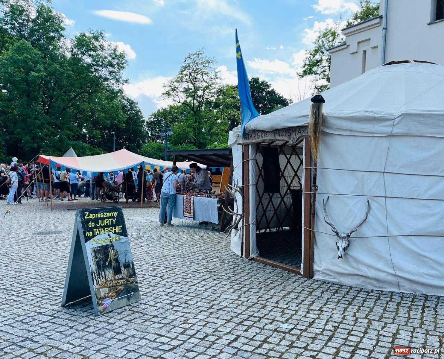 Zdjęcie w galerii na portalu naszraciborz.pl: Rycerska sobota na Zamku Piastowskim przyciągnęła tłumy  – przed nami jeszcze niedziela pełna atrakcji wiadomości z regionu