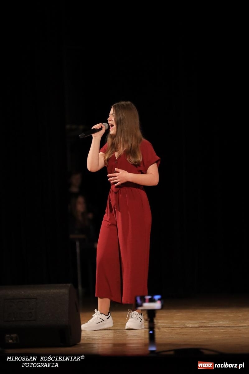 Zdjęcie w galerii na portalu naszraciborz.pl: Wielki finał Raciborskiej Giełdy Talentów za nami. Znamy zwycięzców ósmej edycji wiadomości z regionu
