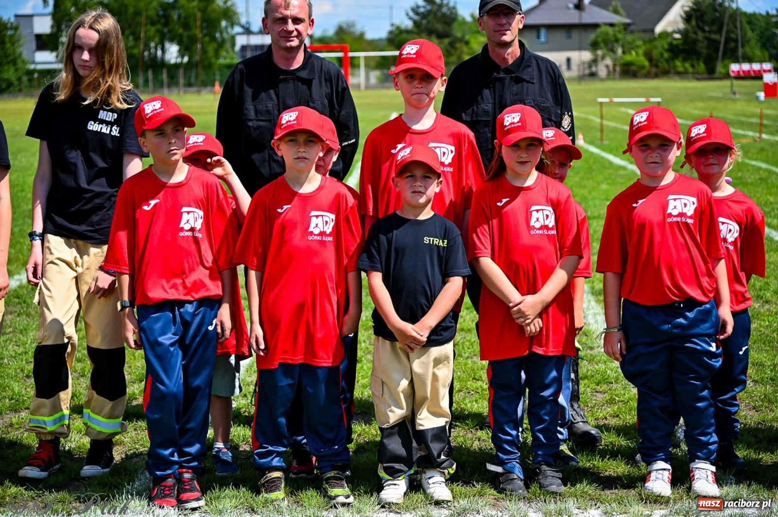Zdjęcie w galerii na portalu naszraciborz.pl: Zawody sportowo-pożarnicze w Górkach Śląskich. Strażacka rywalizacja mimo kapryśnej pogody wiadomości z regionu
