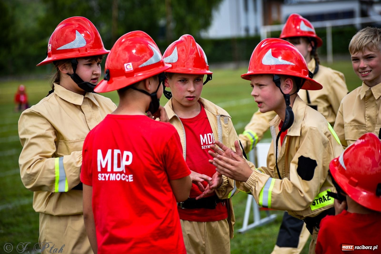 Zdjęcie w galerii na portalu naszraciborz.pl: Zawody sportowo-pożarnicze w Górkach Śląskich. Strażacka rywalizacja mimo kapryśnej pogody wiadomości z regionu