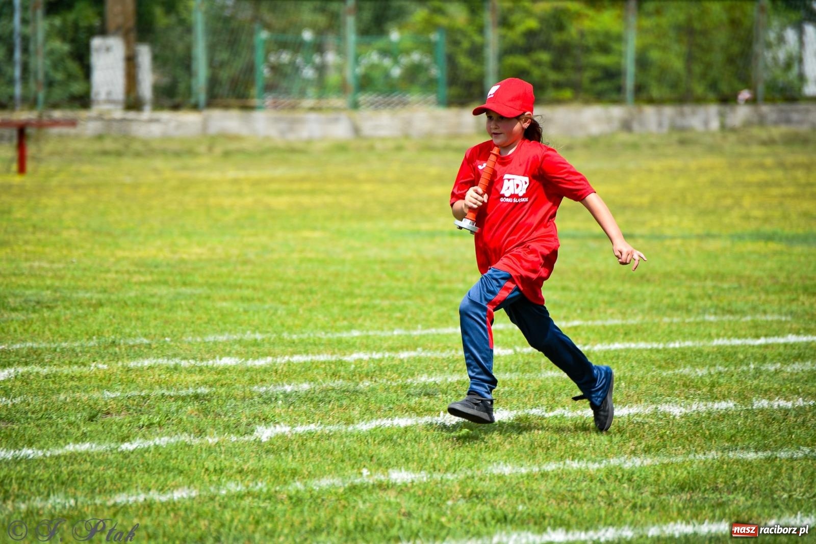 Zdjęcie w galerii na portalu naszraciborz.pl: Zawody sportowo-pożarnicze w Górkach Śląskich. Strażacka rywalizacja mimo kapryśnej pogody wiadomości z regionu