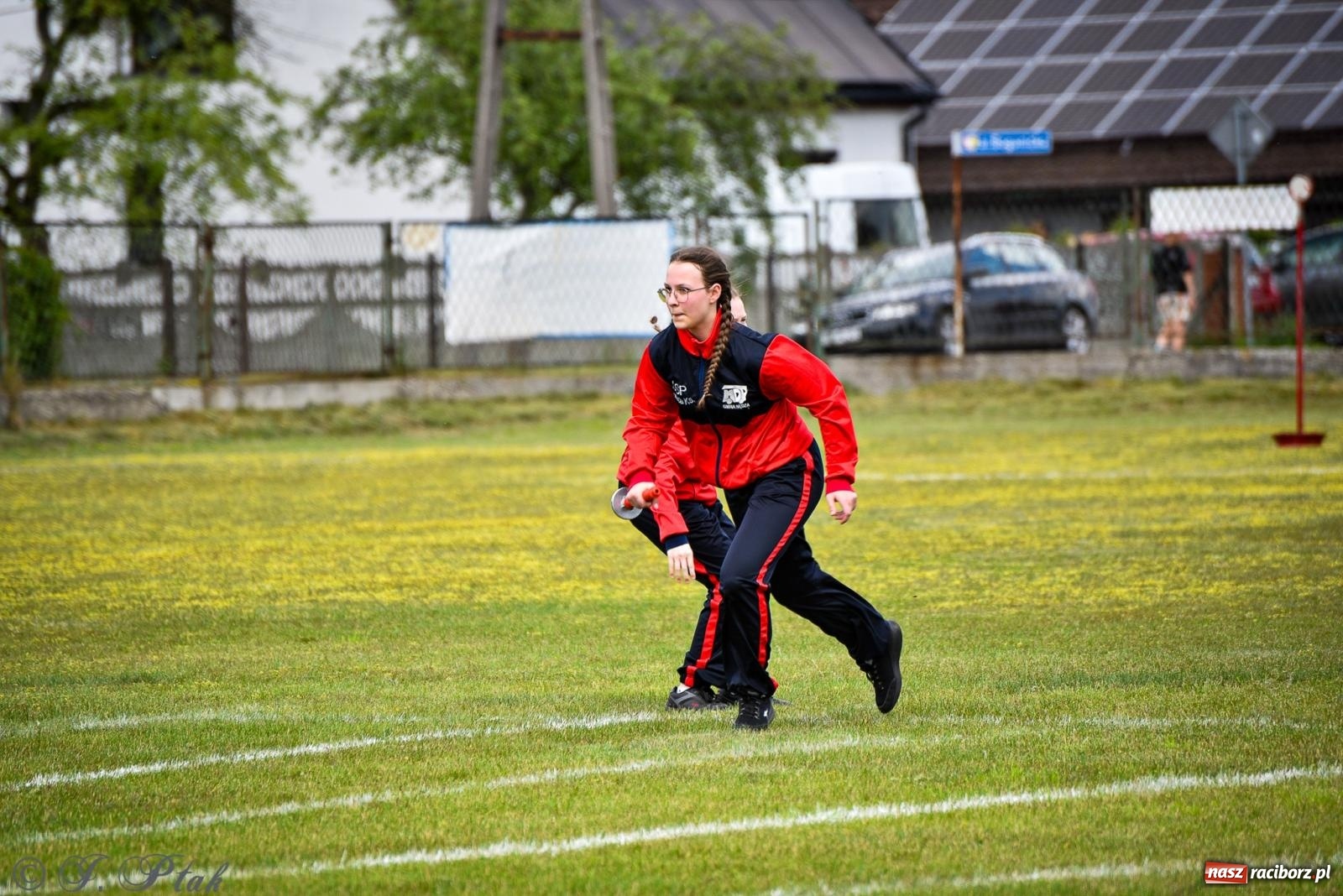 Zdjęcie w galerii na portalu naszraciborz.pl: Zawody sportowo-pożarnicze w Górkach Śląskich. Strażacka rywalizacja mimo kapryśnej pogody wiadomości z regionu