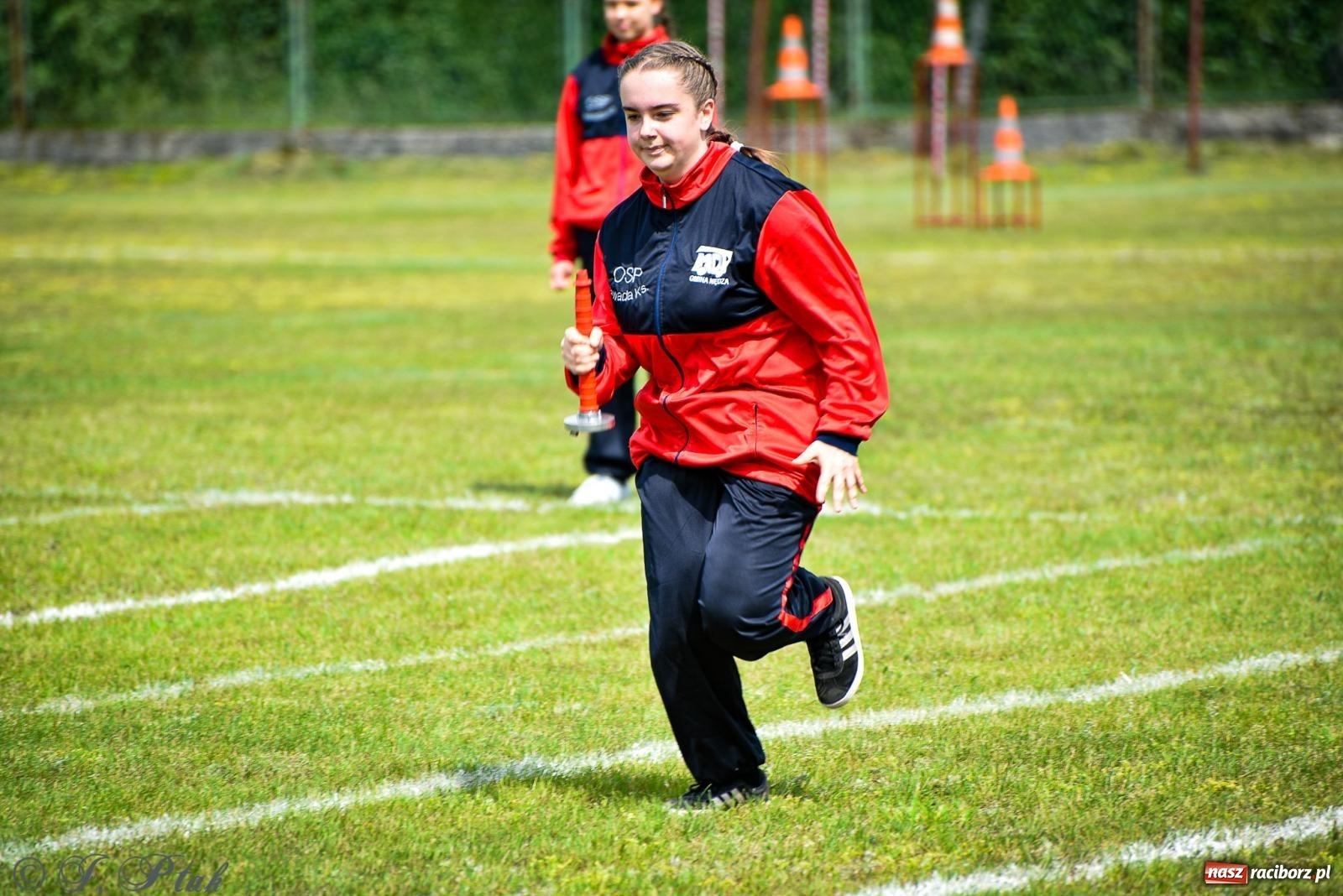 Zdjęcie w galerii na portalu naszraciborz.pl: Zawody sportowo-pożarnicze w Górkach Śląskich. Strażacka rywalizacja mimo kapryśnej pogody wiadomości z regionu