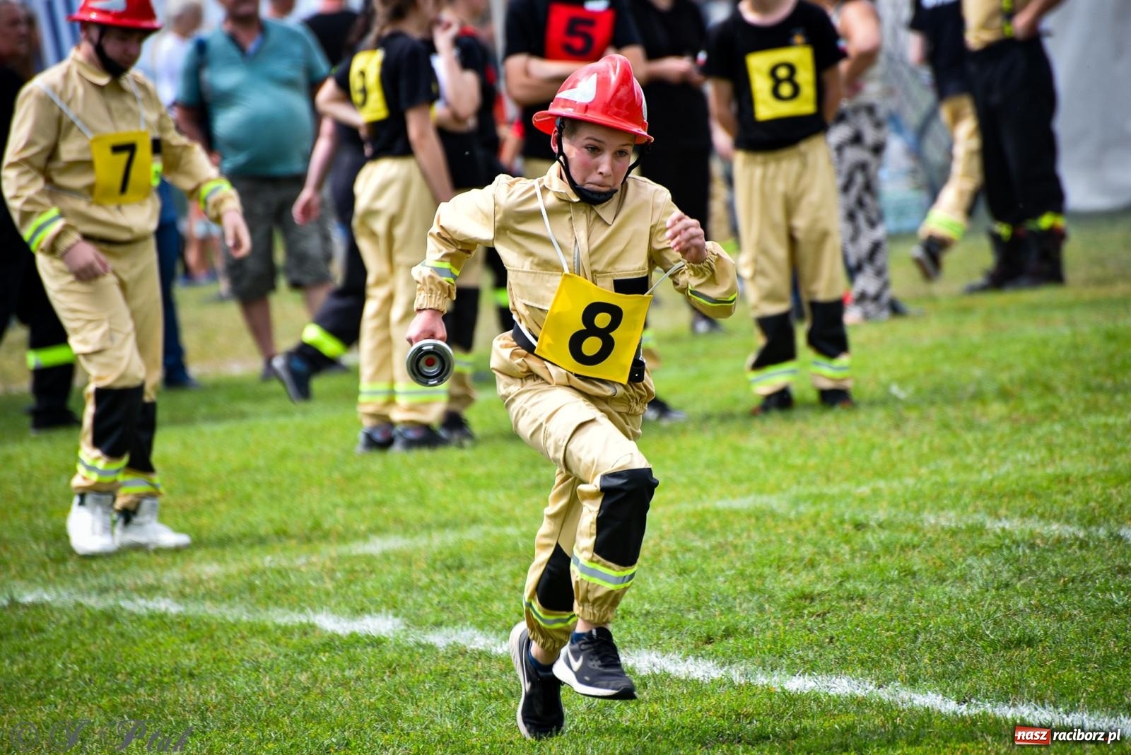 Zdjęcie w galerii na portalu naszraciborz.pl: Zawody sportowo-pożarnicze w Górkach Śląskich. Strażacka rywalizacja mimo kapryśnej pogody wiadomości z regionu