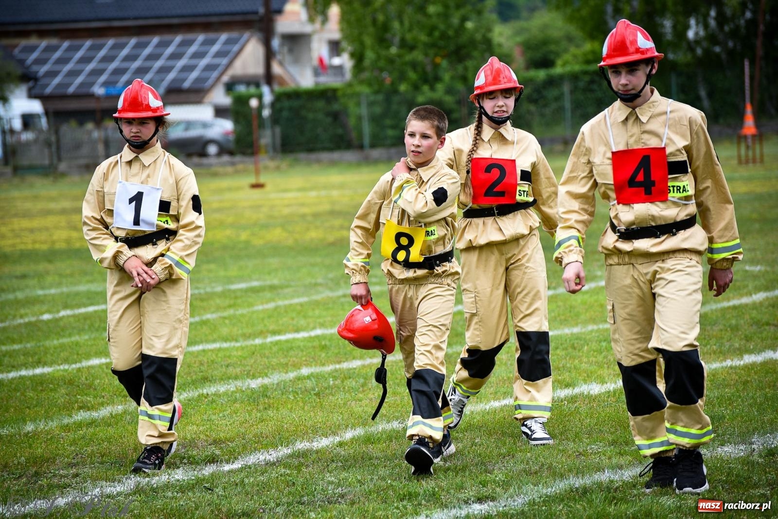 Zdjęcie w galerii na portalu naszraciborz.pl: Zawody sportowo-pożarnicze w Górkach Śląskich. Strażacka rywalizacja mimo kapryśnej pogody wiadomości z regionu
