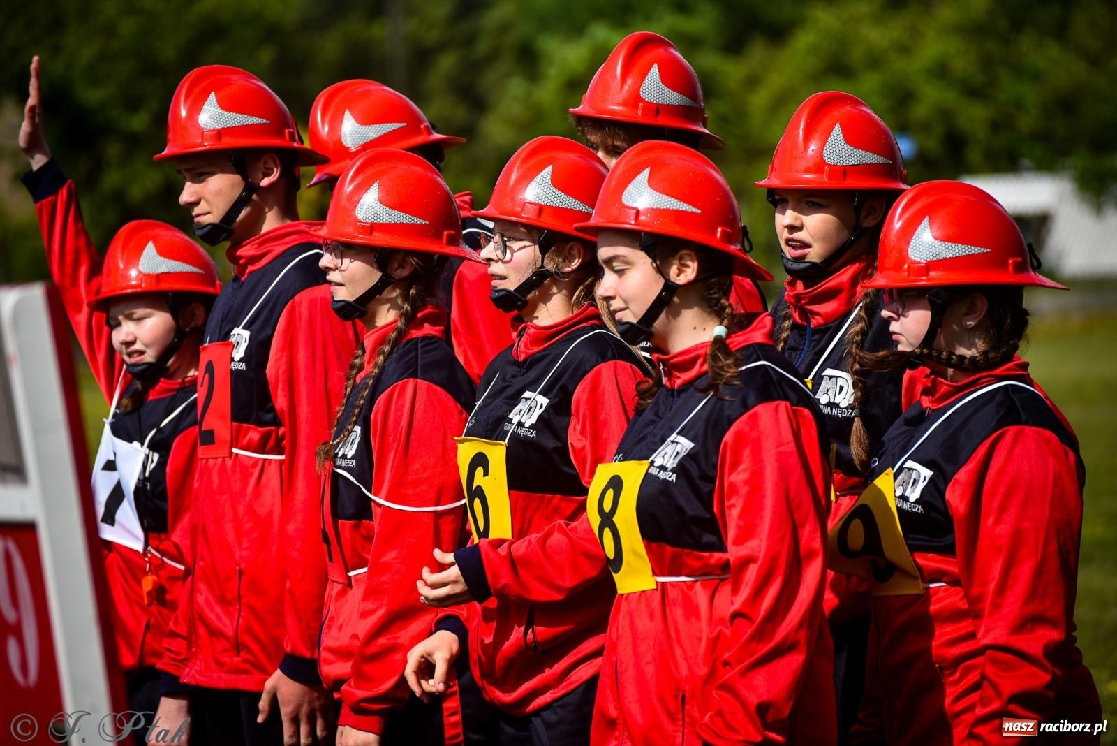 Zdjęcie w galerii na portalu naszraciborz.pl: Zawody sportowo-pożarnicze w Górkach Śląskich. Strażacka rywalizacja mimo kapryśnej pogody wiadomości z regionu