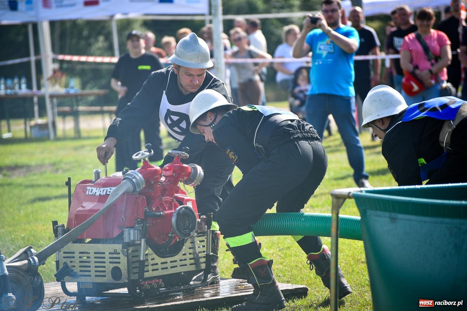 Zdjęcie w galerii na portalu naszraciborz.pl: Zawody sportowo-pożarnicze w Górkach Śląskich. Strażacka rywalizacja mimo kapryśnej pogody wiadomości z regionu