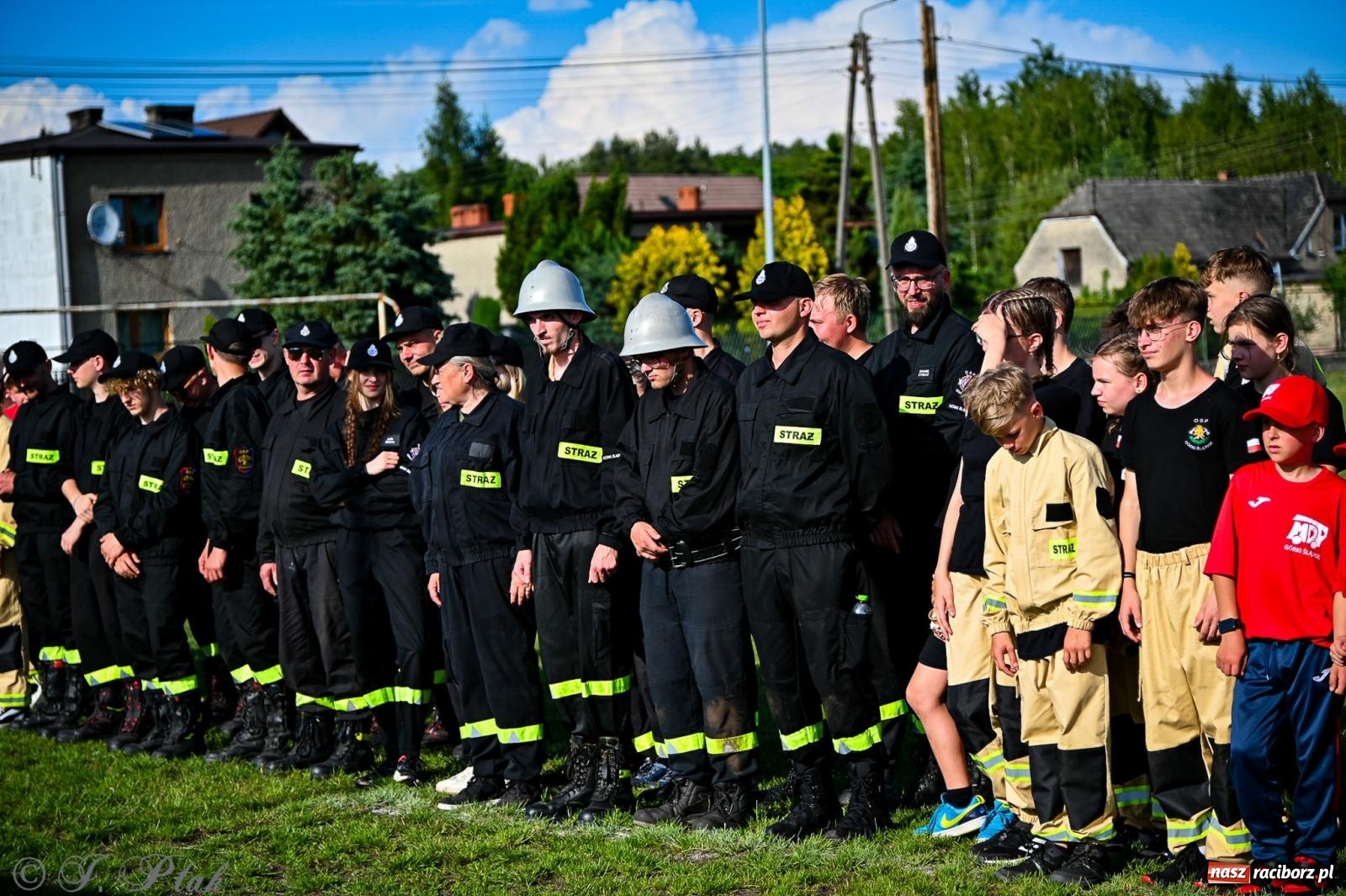 Zdjęcie w galerii na portalu naszraciborz.pl: Zawody sportowo-pożarnicze w Górkach Śląskich. Strażacka rywalizacja mimo kapryśnej pogody wiadomości z regionu