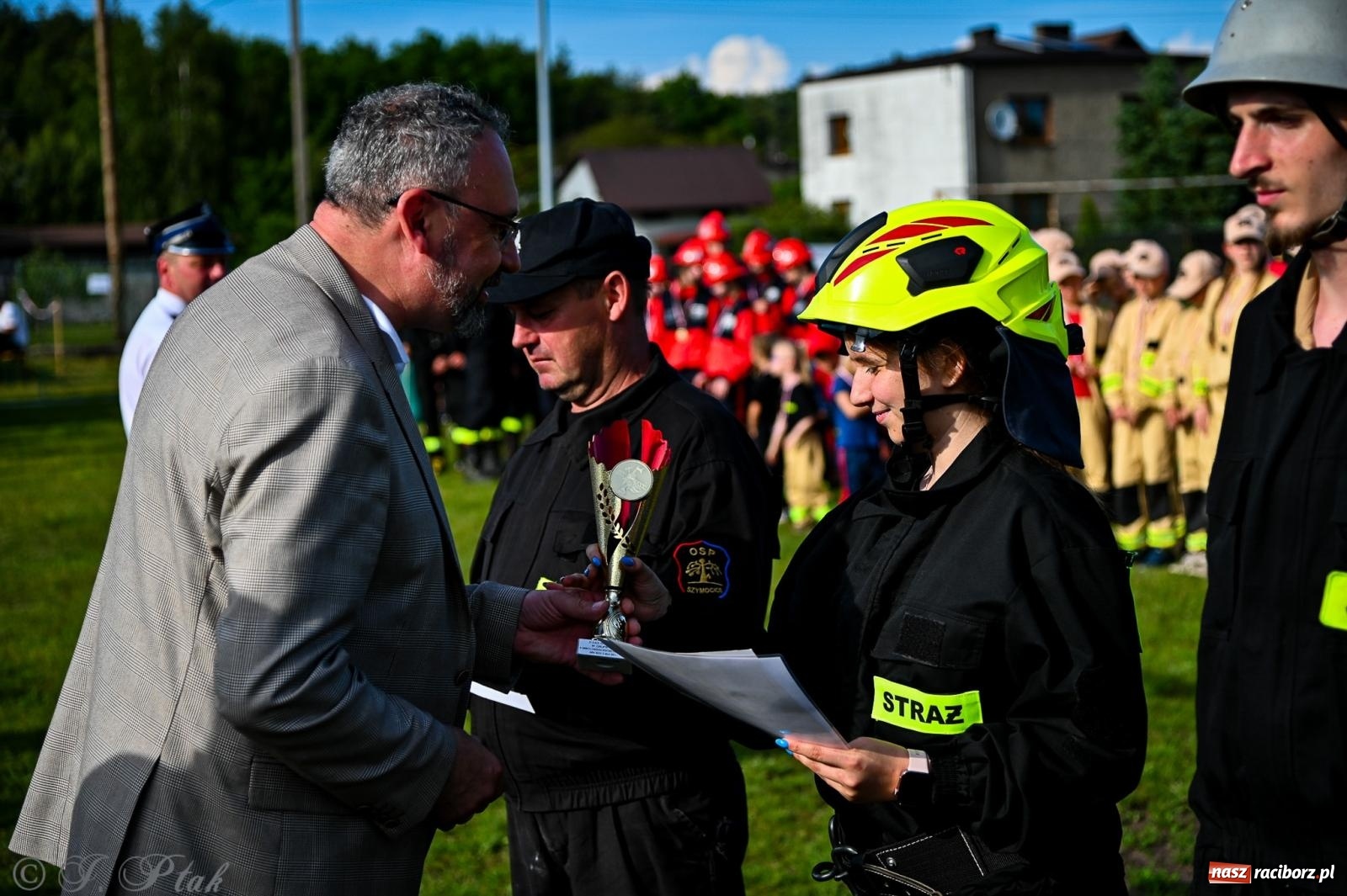 Zdjęcie w galerii na portalu naszraciborz.pl: Zawody sportowo-pożarnicze w Górkach Śląskich. Strażacka rywalizacja mimo kapryśnej pogody wiadomości z regionu
