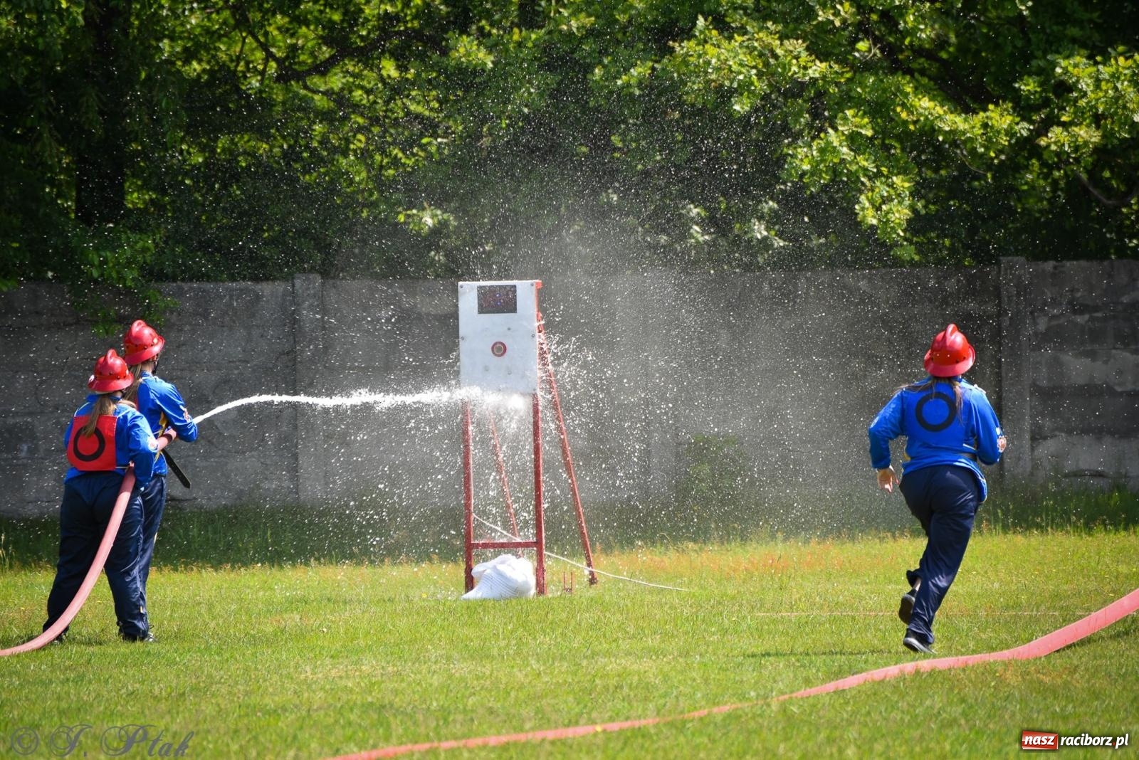 Zdjęcie w galerii na portalu naszraciborz.pl: Turze zdominowało zawody sportowo-pożarnicze w Kuźni Raciborskiej wiadomości z regionu