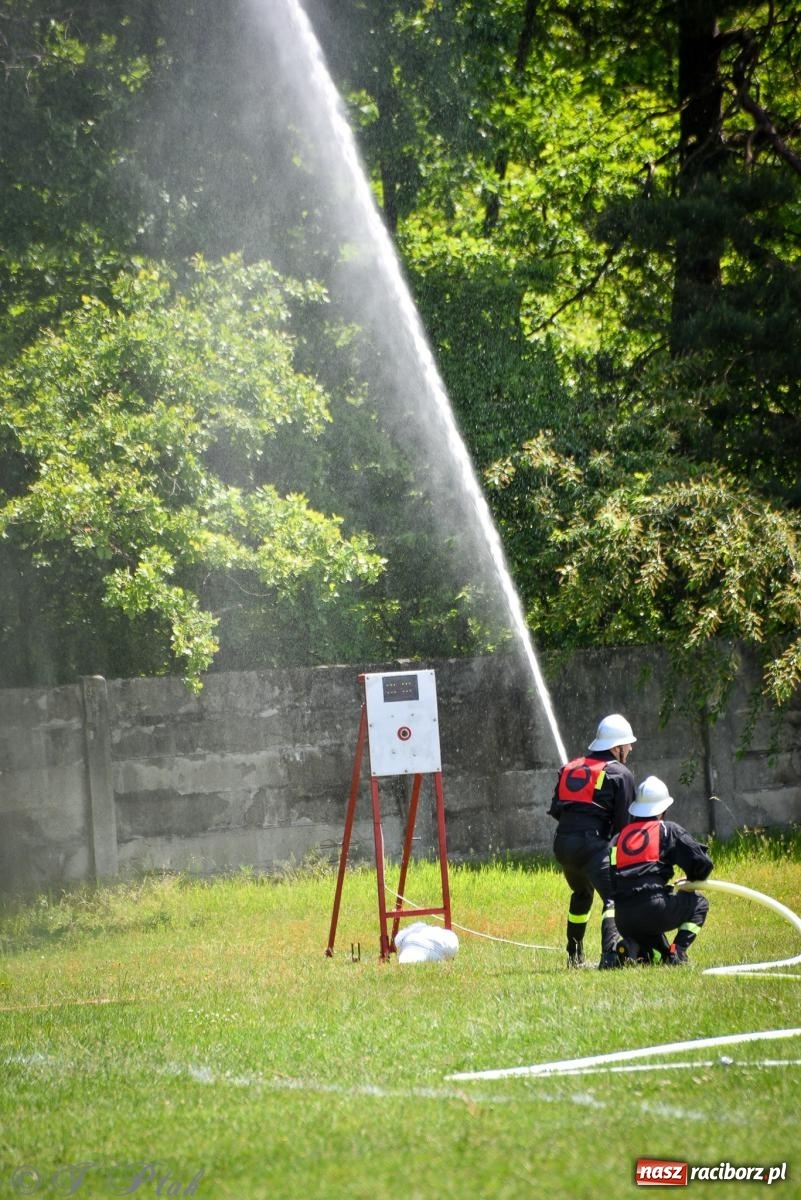 Zdjęcie w galerii na portalu naszraciborz.pl: Turze zdominowało zawody sportowo-pożarnicze w Kuźni Raciborskiej wiadomości z regionu