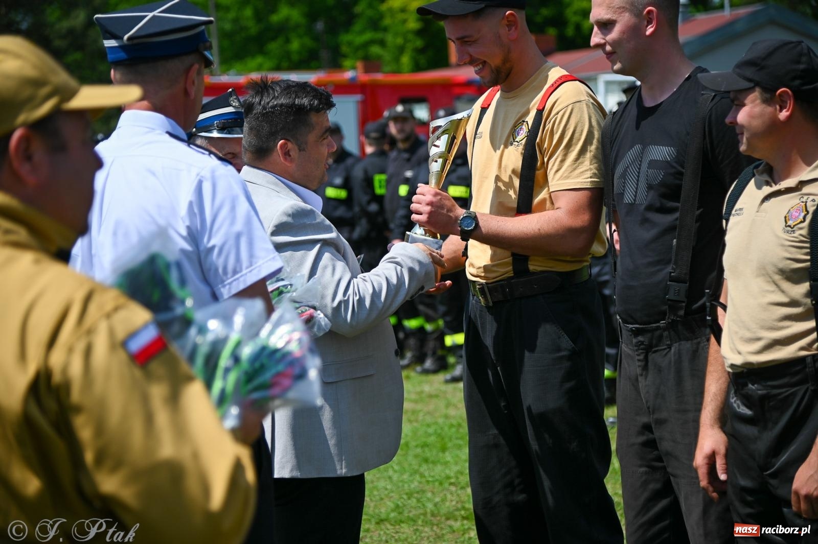 Zdjęcie w galerii na portalu naszraciborz.pl: Turze zdominowało zawody sportowo-pożarnicze w Kuźni Raciborskiej wiadomości z regionu