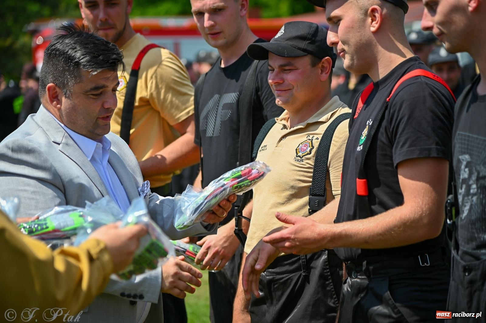 Zdjęcie w galerii na portalu naszraciborz.pl: Turze zdominowało zawody sportowo-pożarnicze w Kuźni Raciborskiej wiadomości z regionu