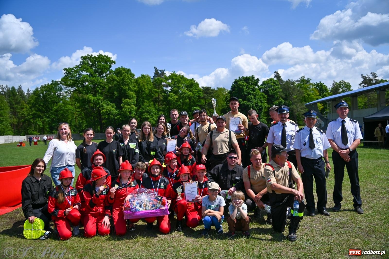 Zdjęcie w galerii na portalu naszraciborz.pl: Turze zdominowało zawody sportowo-pożarnicze w Kuźni Raciborskiej wiadomości z regionu