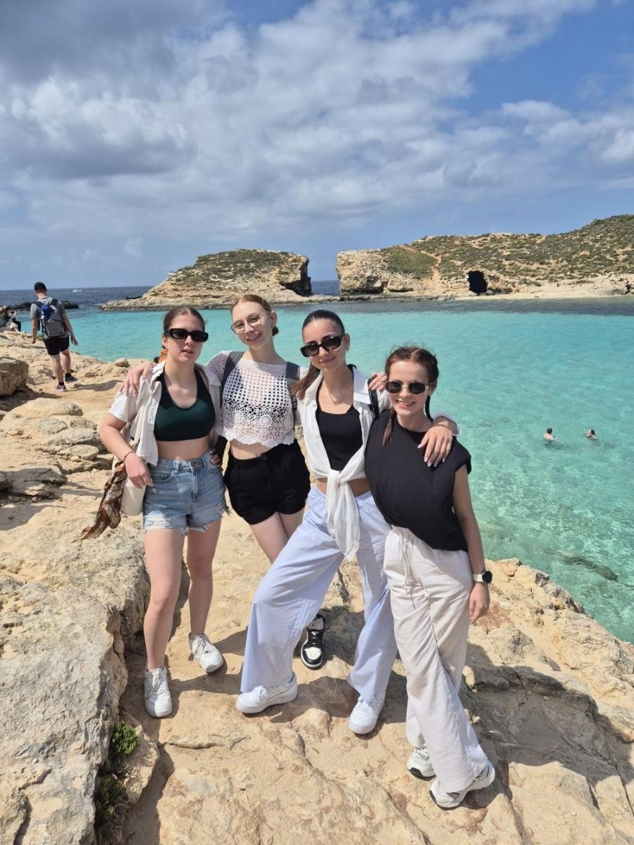 Zdjęcie w galerii na portalu naszraciborz.pl: Słońce, praca i przygoda: tak młodzież CKZiU nr 1 zdobywała Maltę! wiadomości z regionu