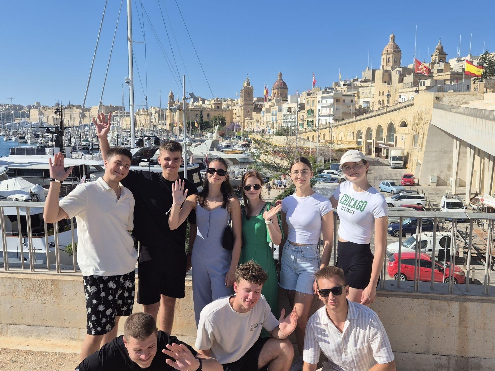 Zdjęcie w galerii na portalu naszraciborz.pl: Słońce, praca i przygoda: tak młodzież CKZiU nr 1 zdobywała Maltę! wiadomości z regionu