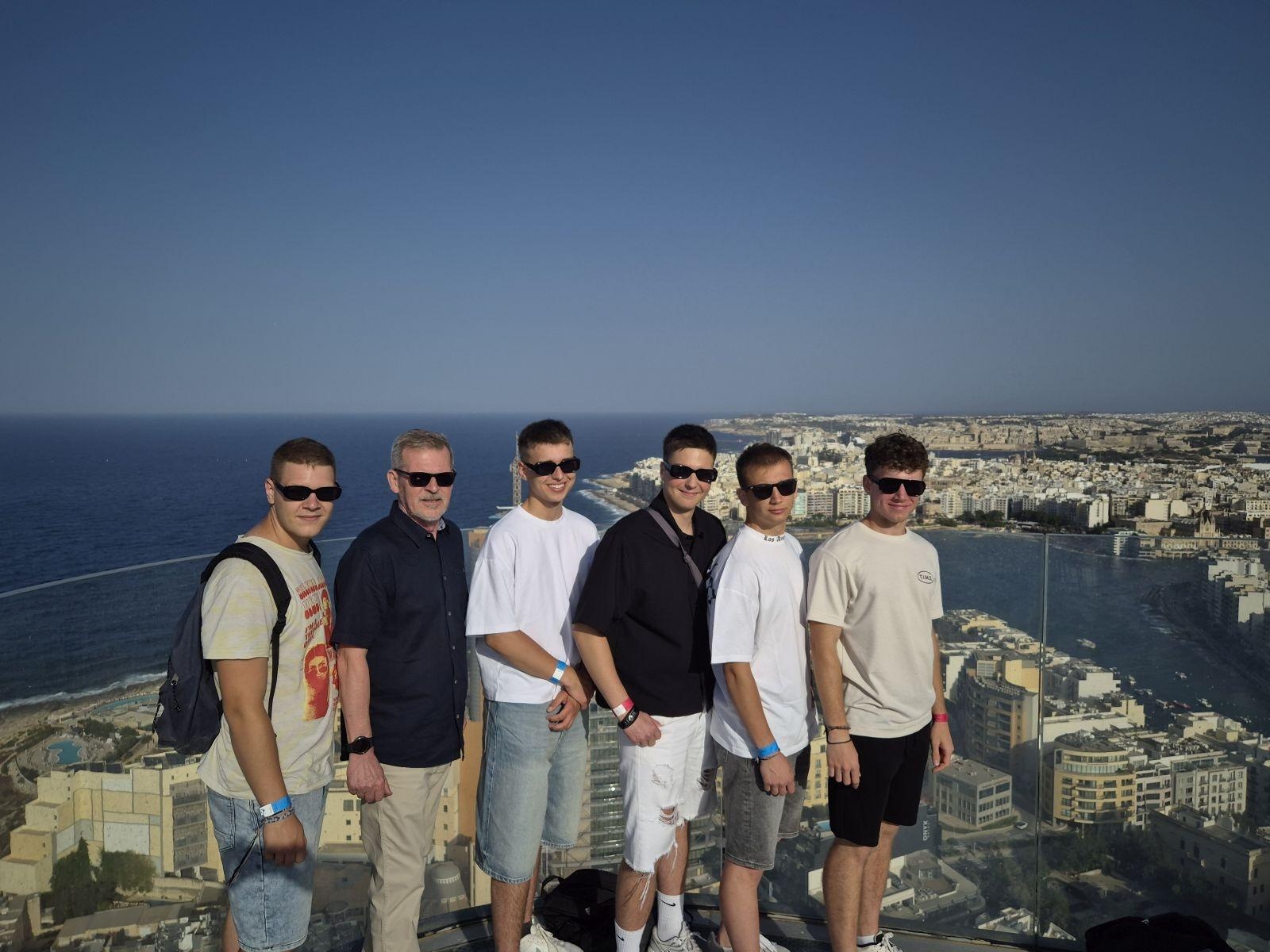 Zdjęcie w galerii na portalu naszraciborz.pl: Słońce, praca i przygoda: tak młodzież CKZiU nr 1 zdobywała Maltę! wiadomości z regionu